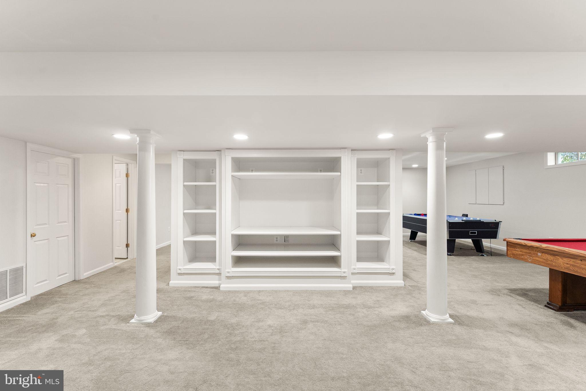 KINCAID FOREST - Residential