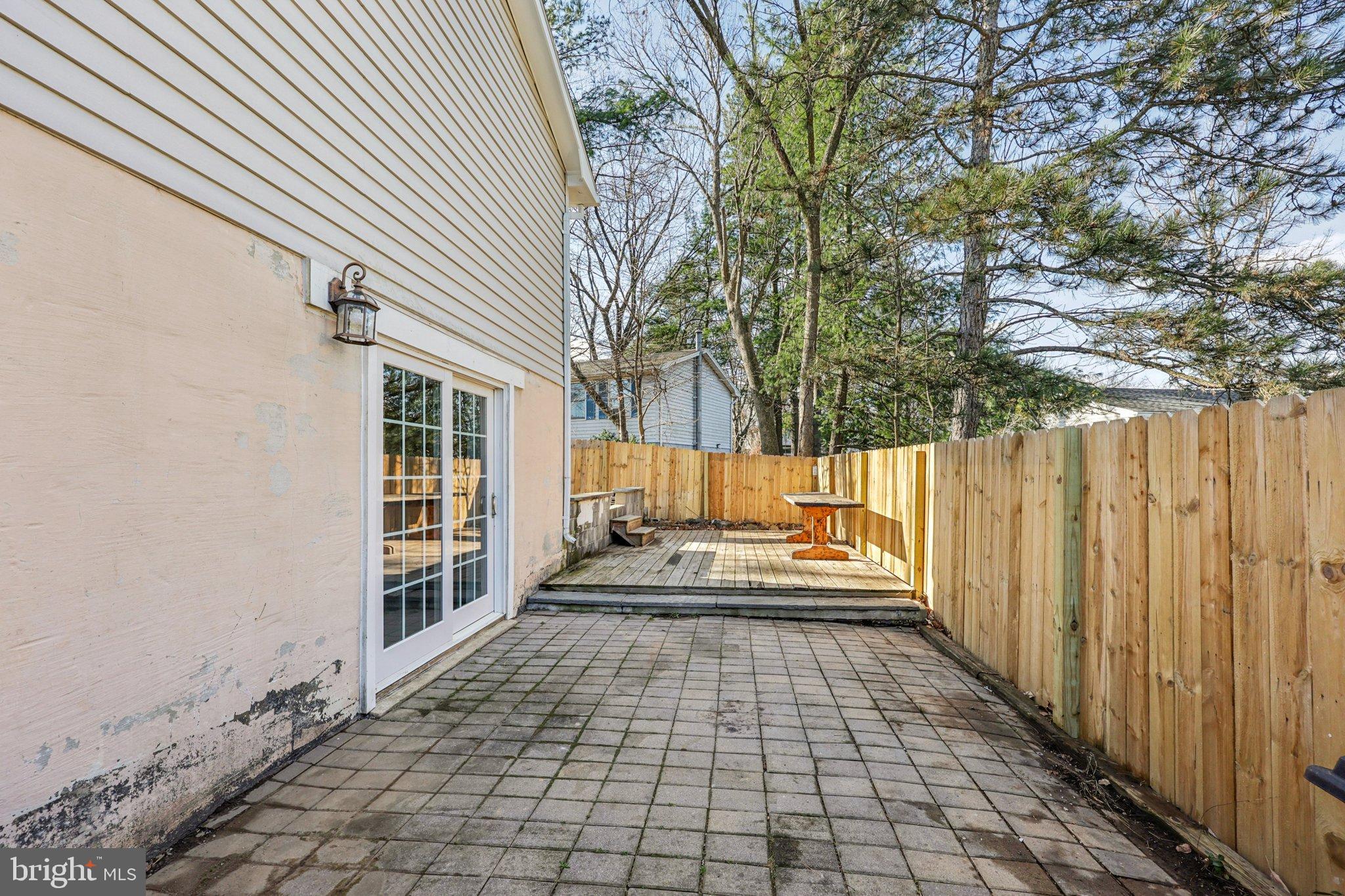 SILVER OAKS - Residential