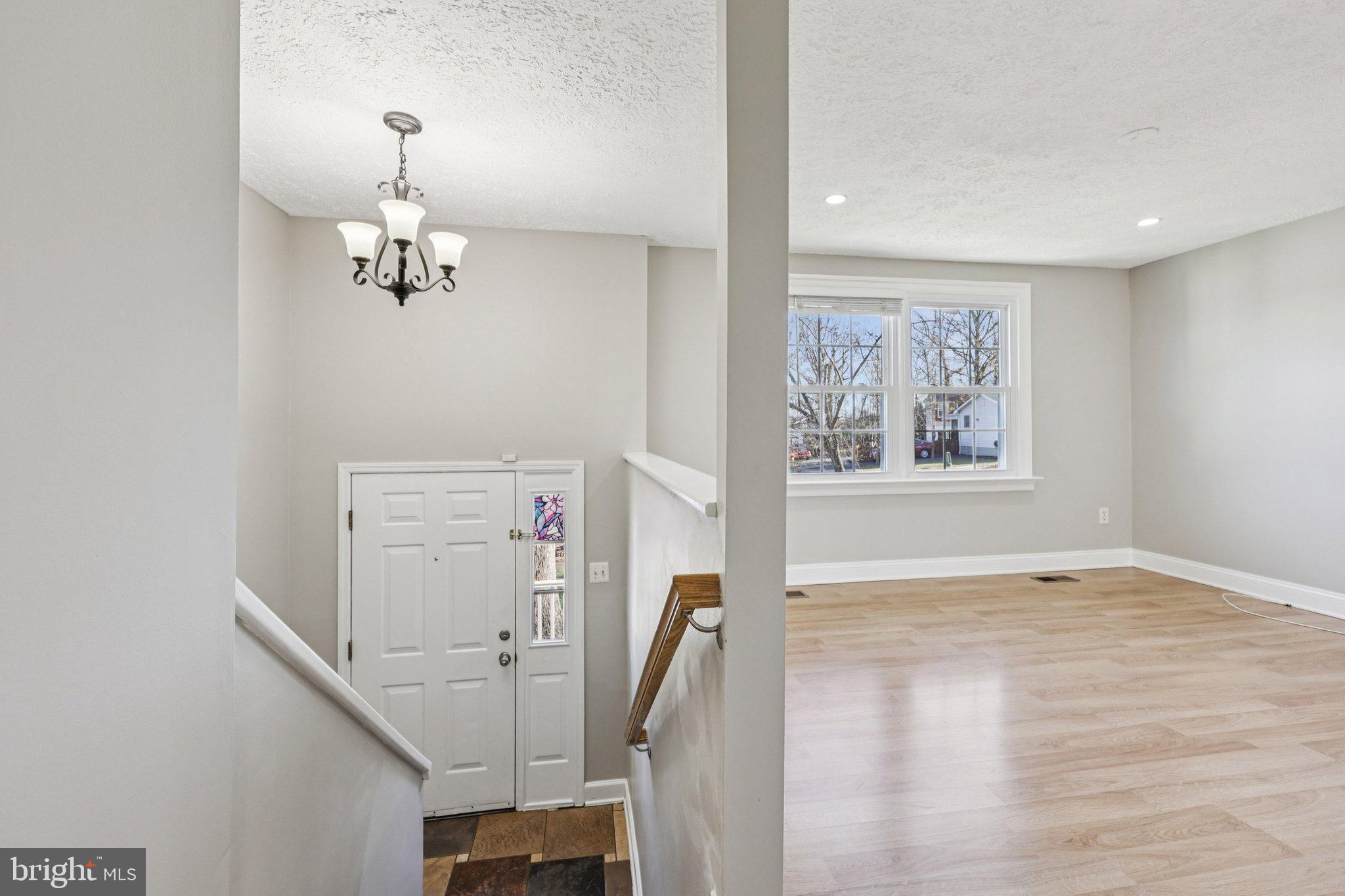 SILVER OAKS - Residential