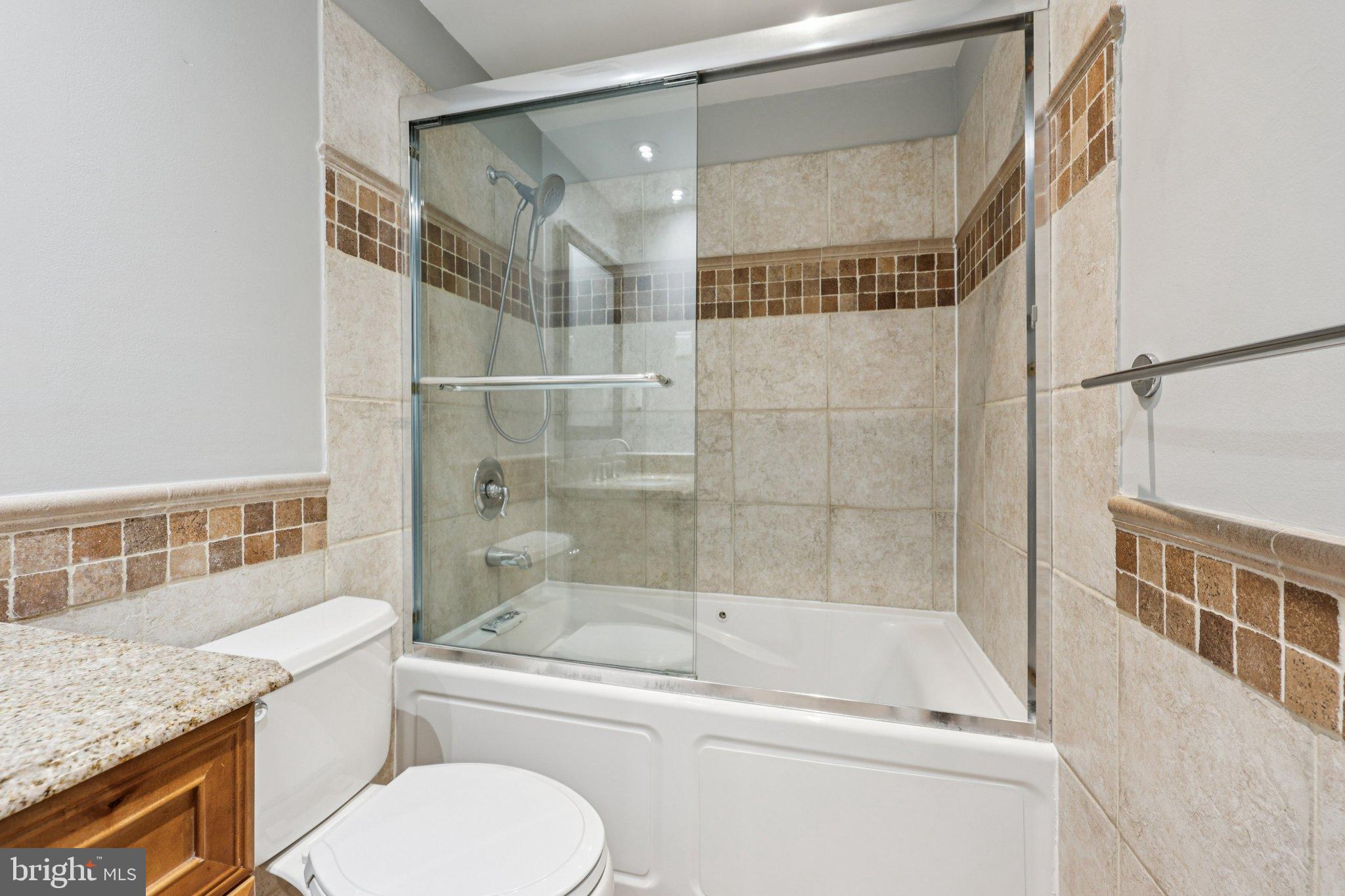 SILVER OAKS - Residential