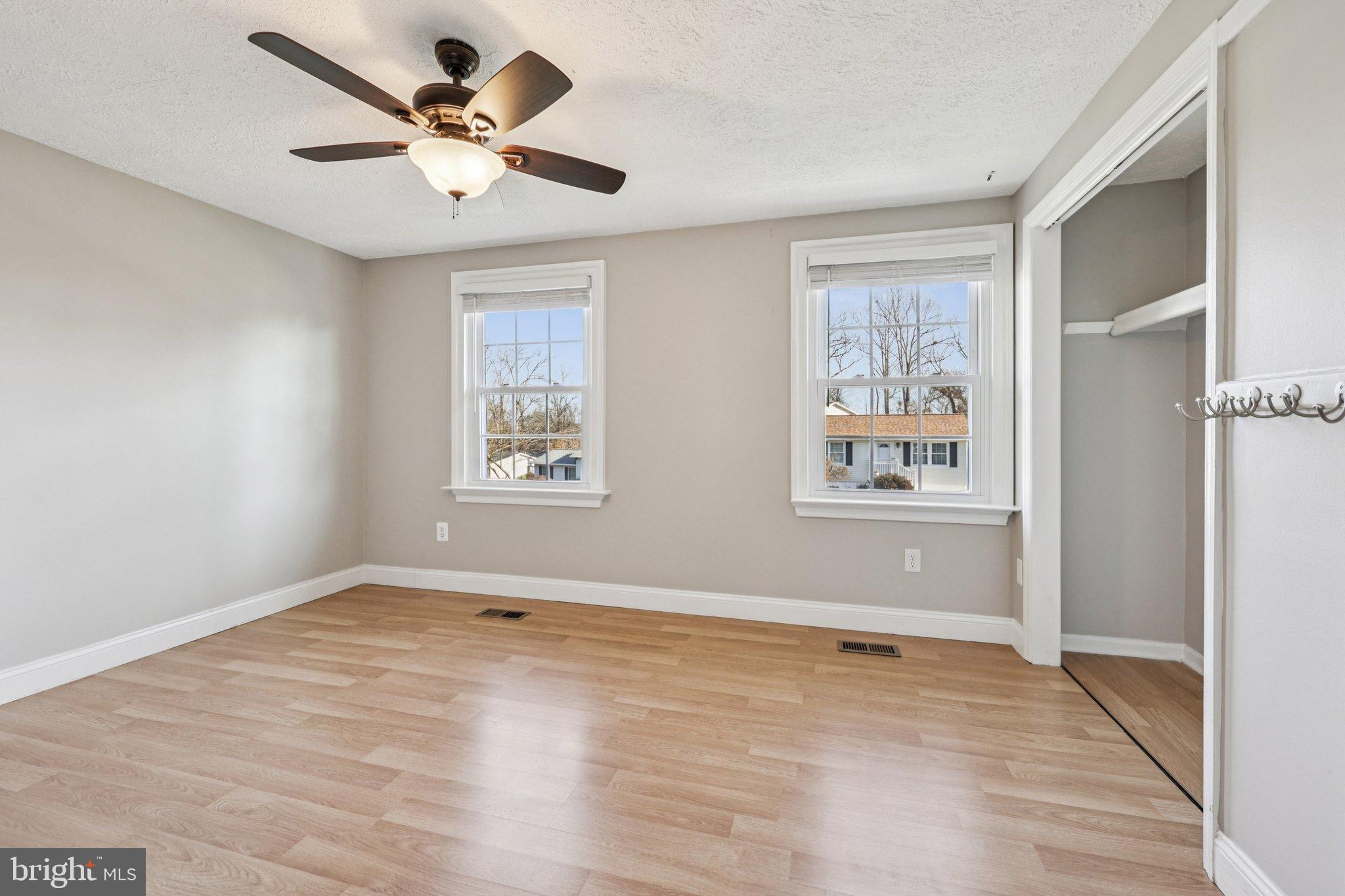 SILVER OAKS - Residential