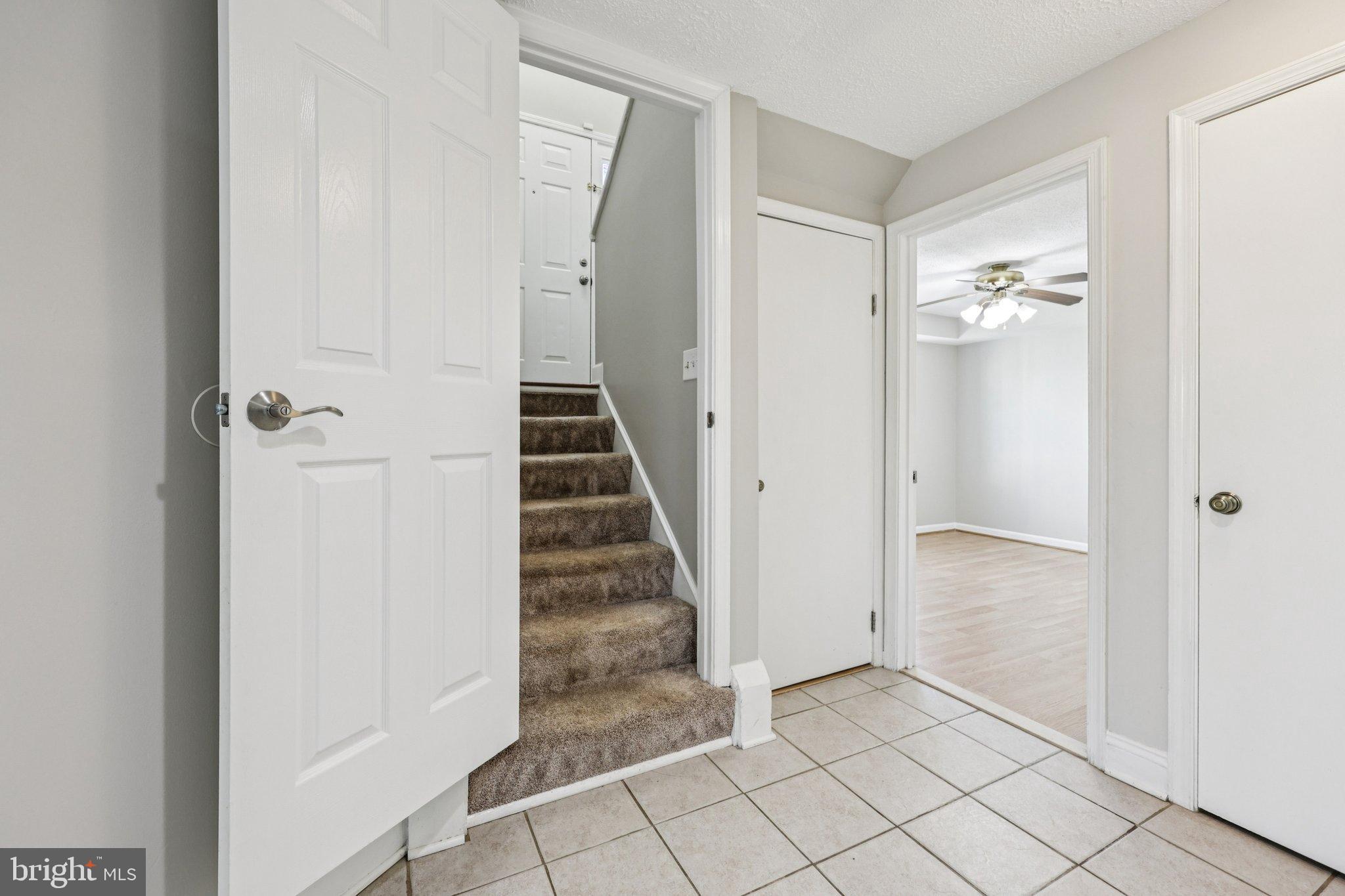 SILVER OAKS - Residential