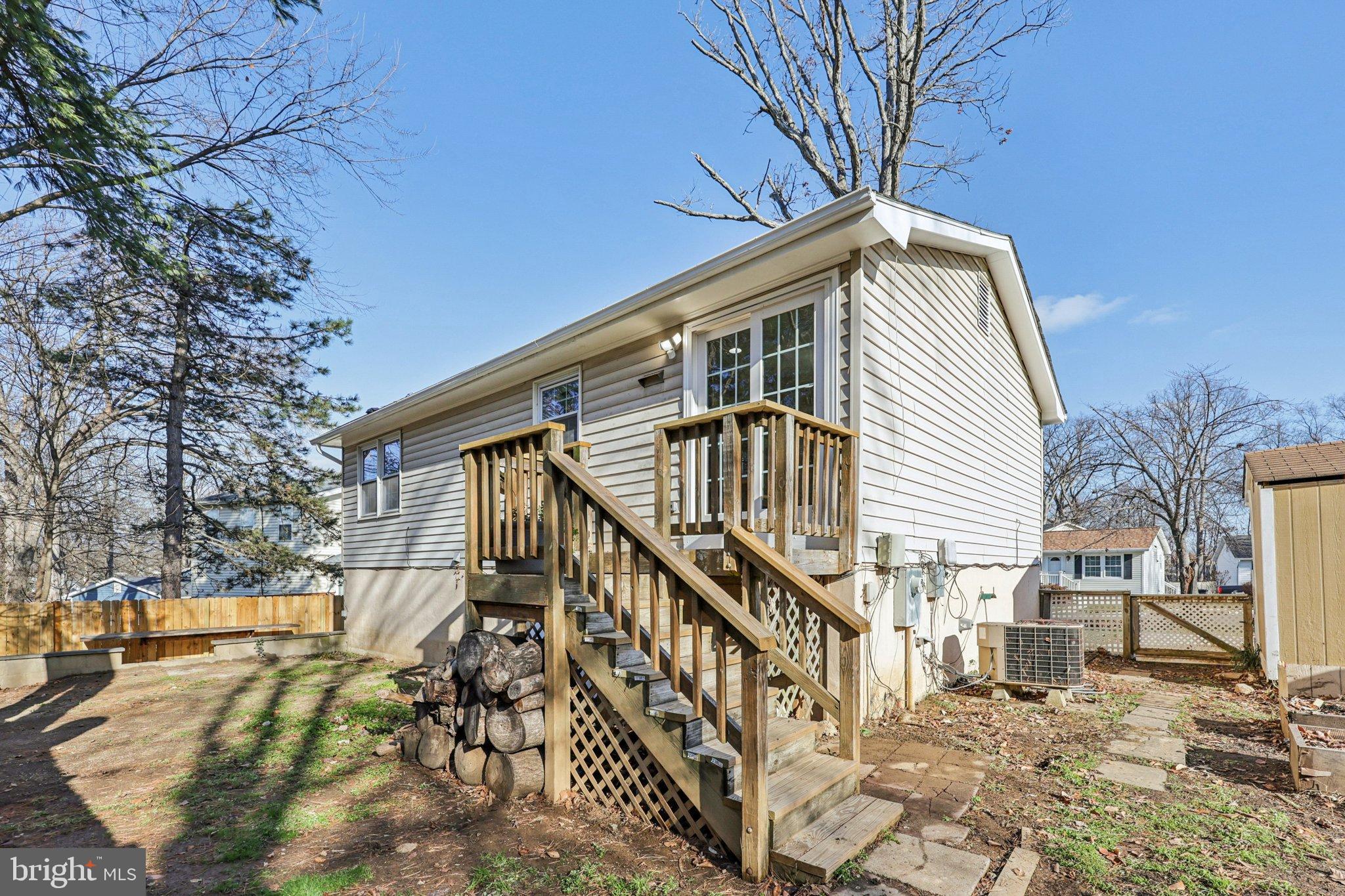 SILVER OAKS - Residential