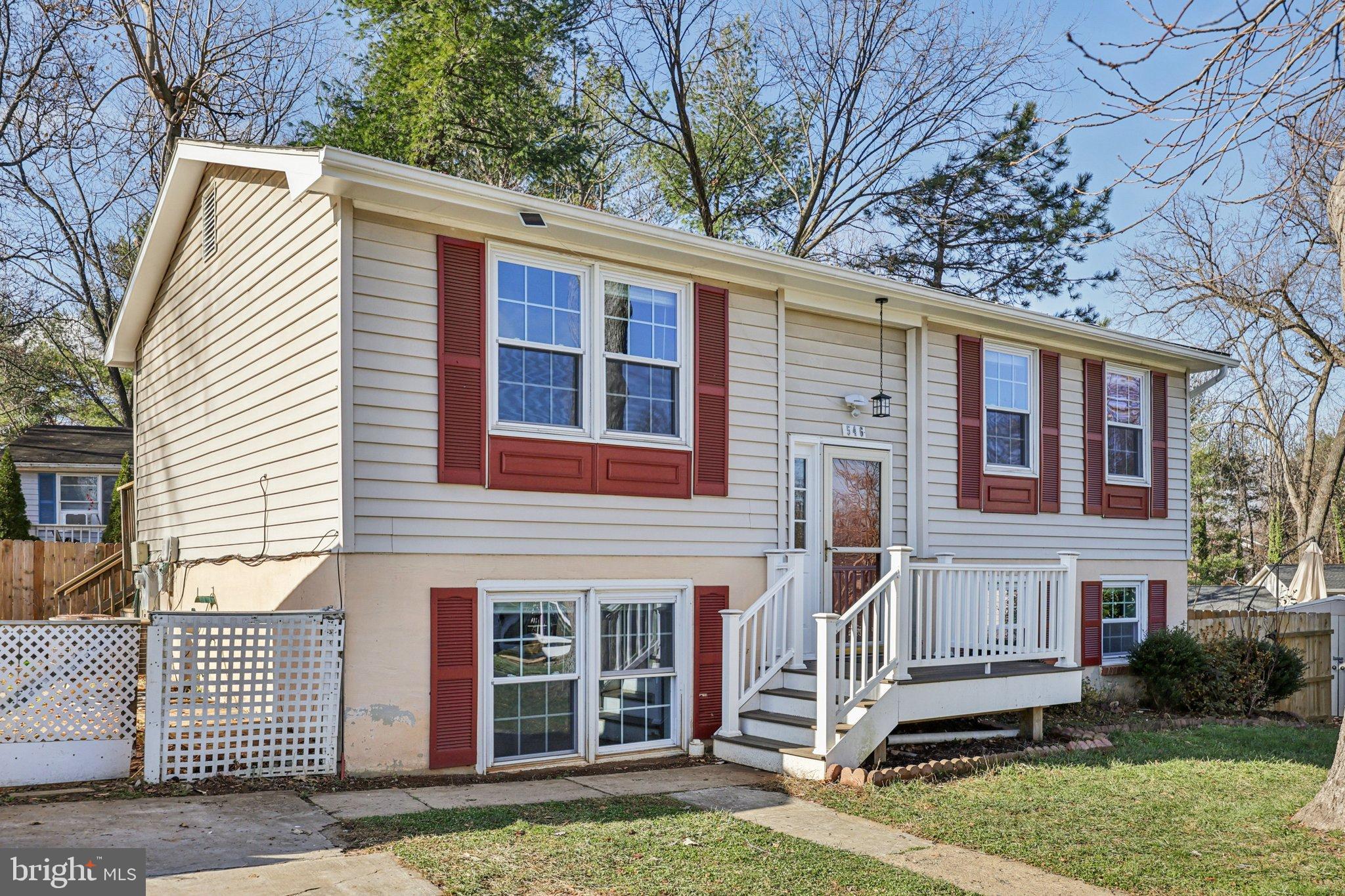 SILVER OAKS - Residential