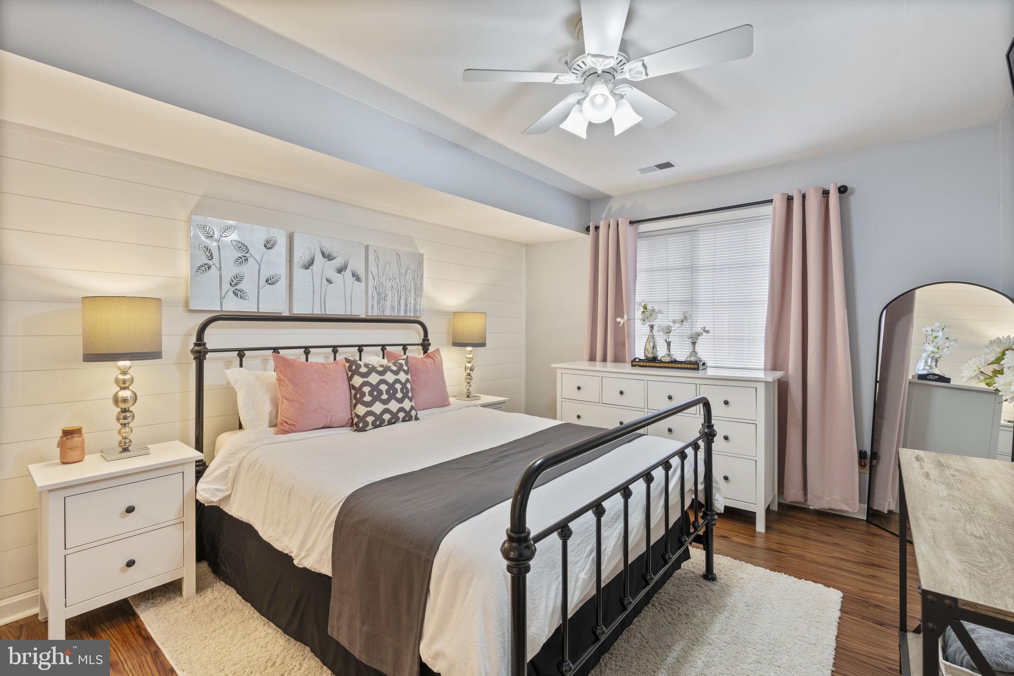 VILLAGE OF DORSEY SEARCH - Residential