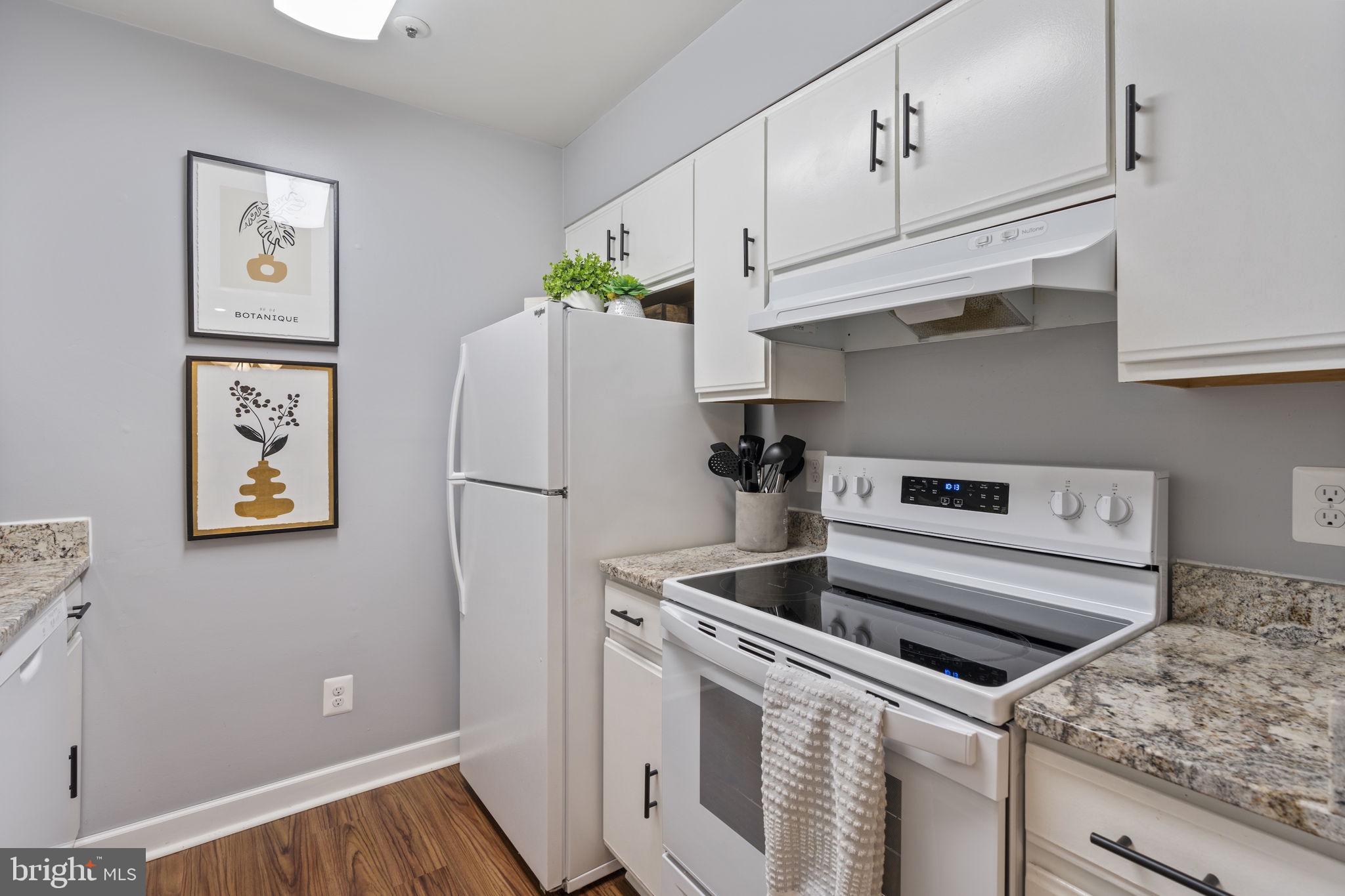 VILLAGE OF DORSEY SEARCH - Residential