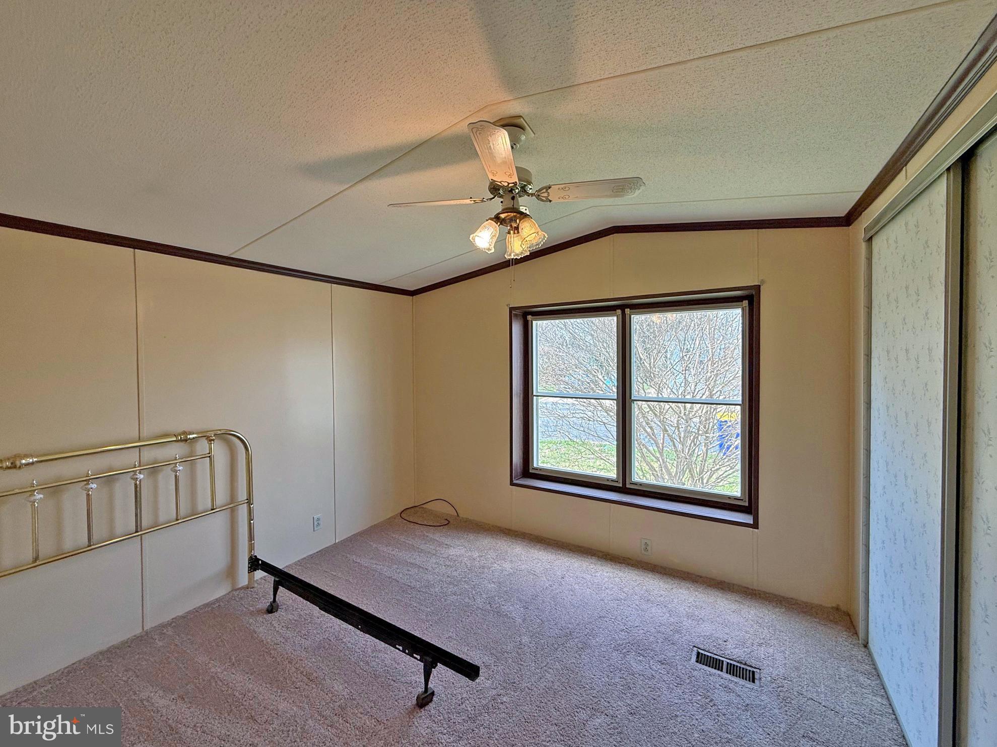 SUSSEX EAST MHP - Residential