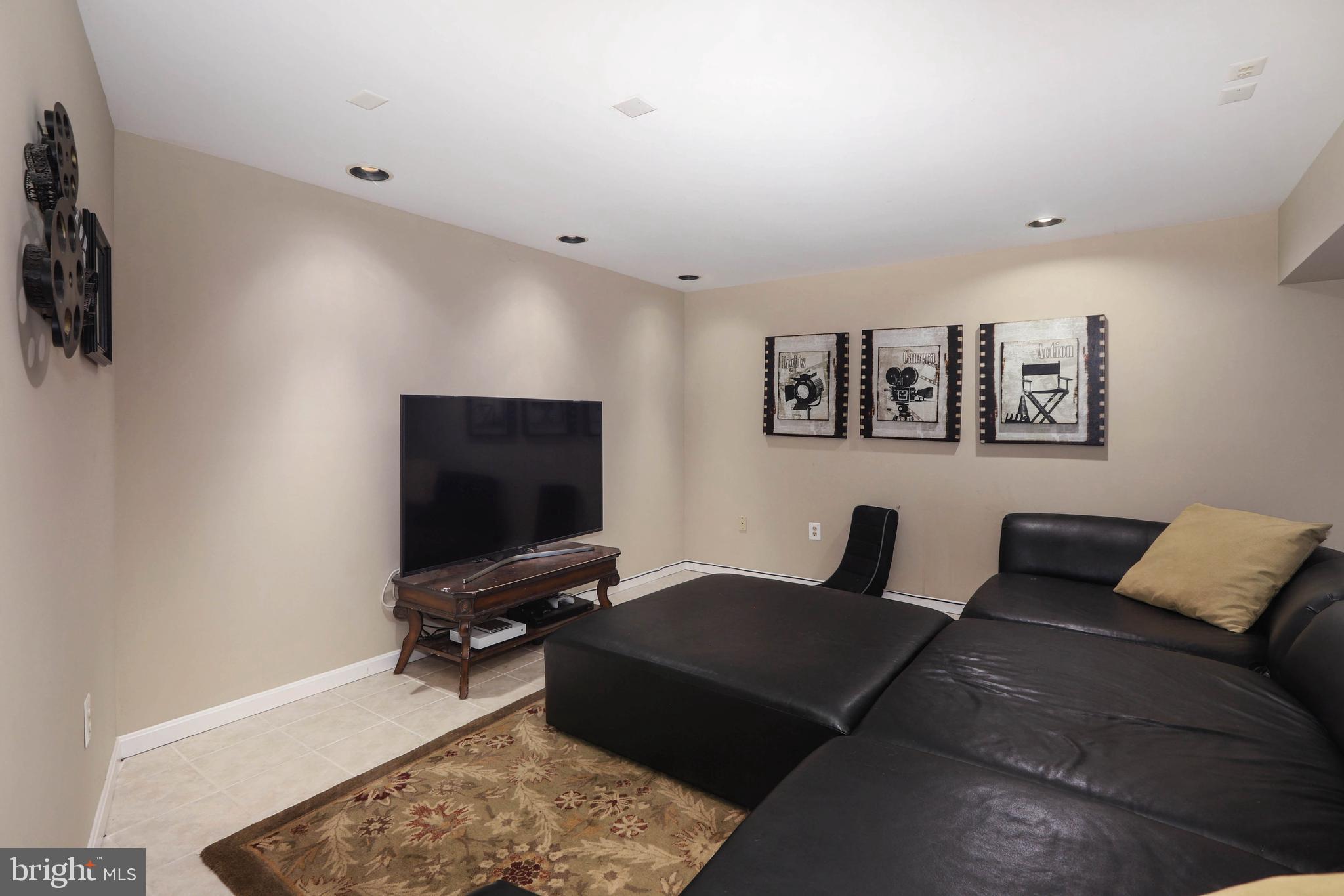 TAVISTOCK FARMS - Residential Lease