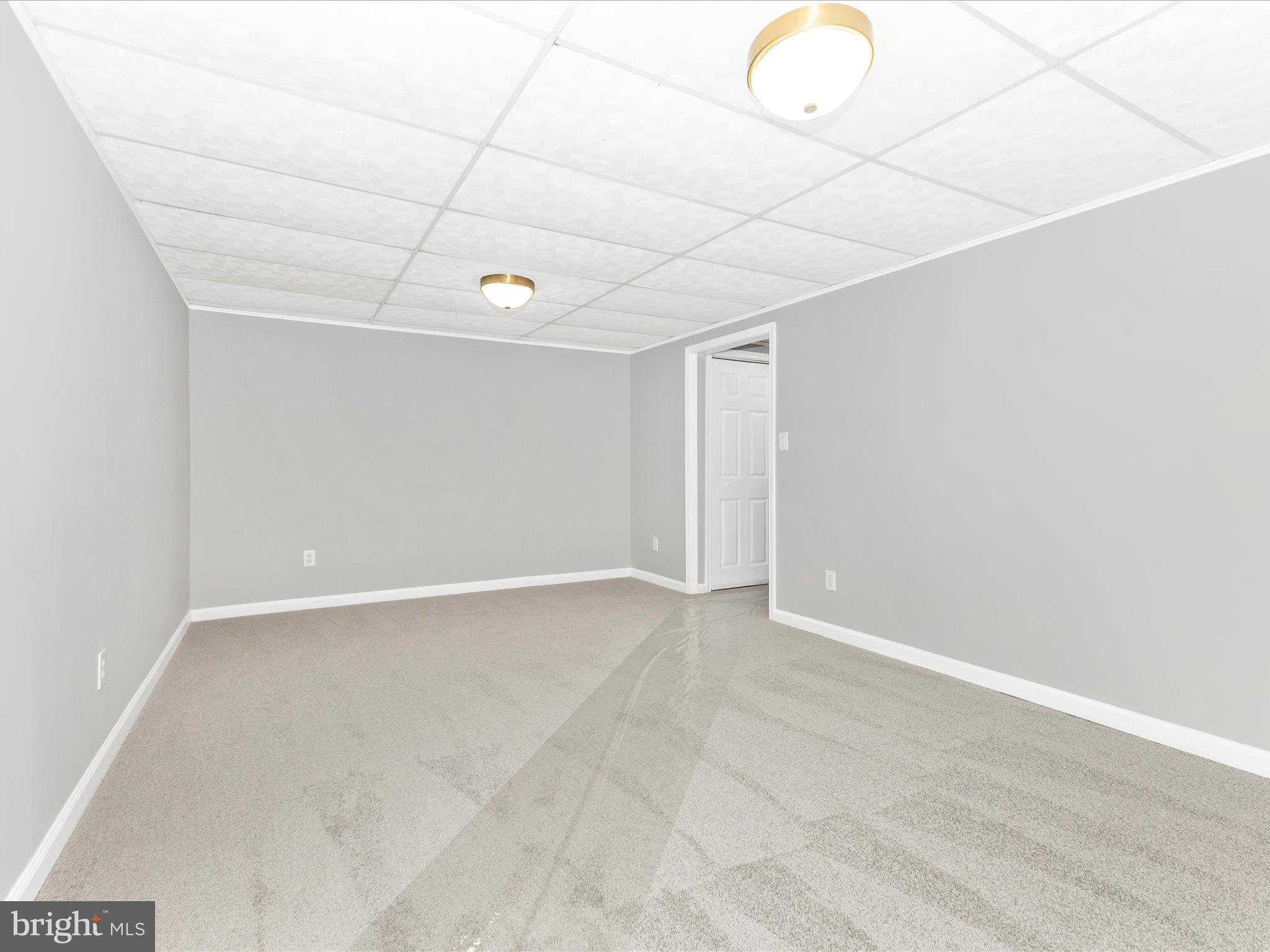 CROFTON SQUARE - Residential