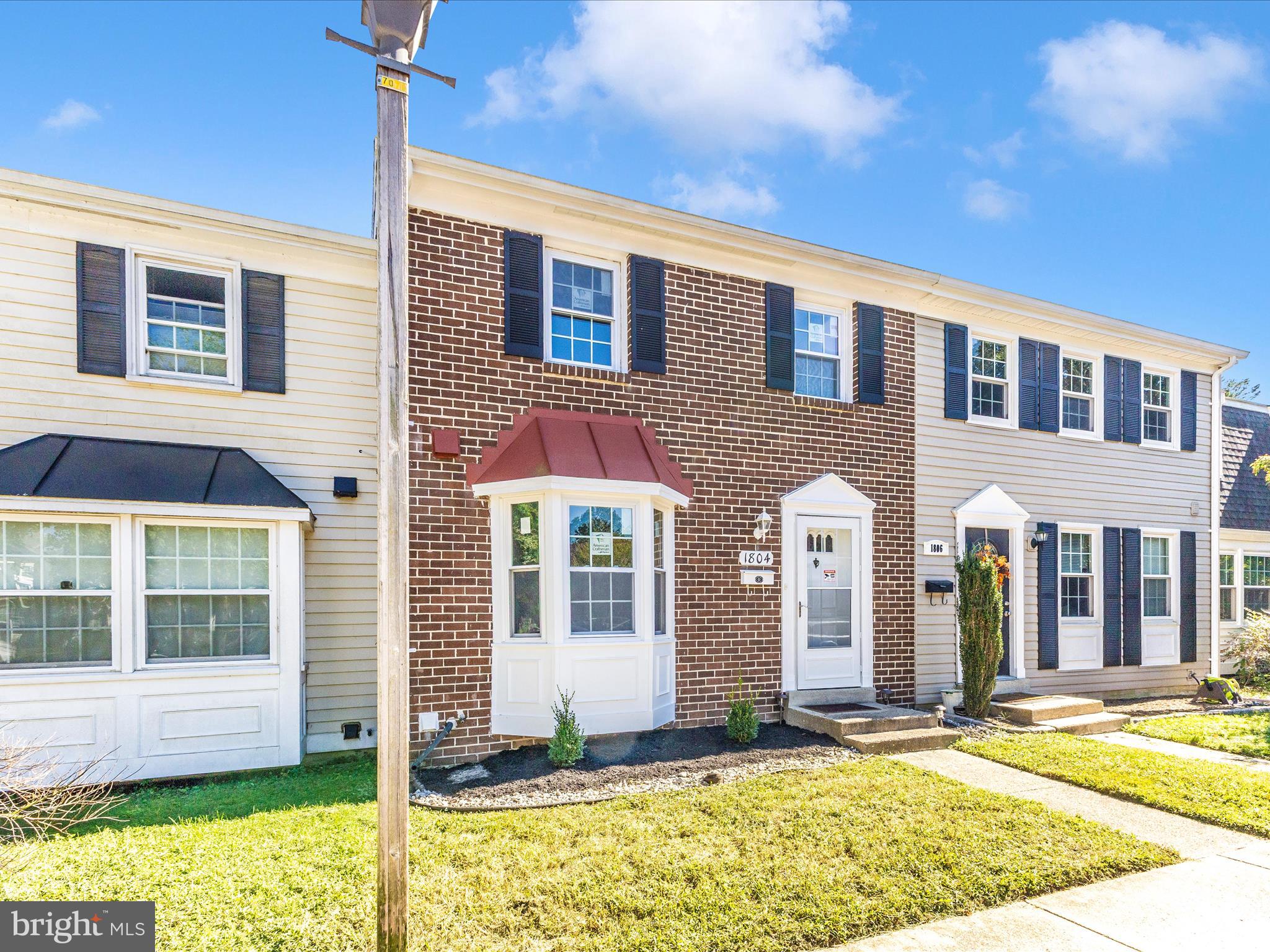 CROFTON SQUARE - Residential