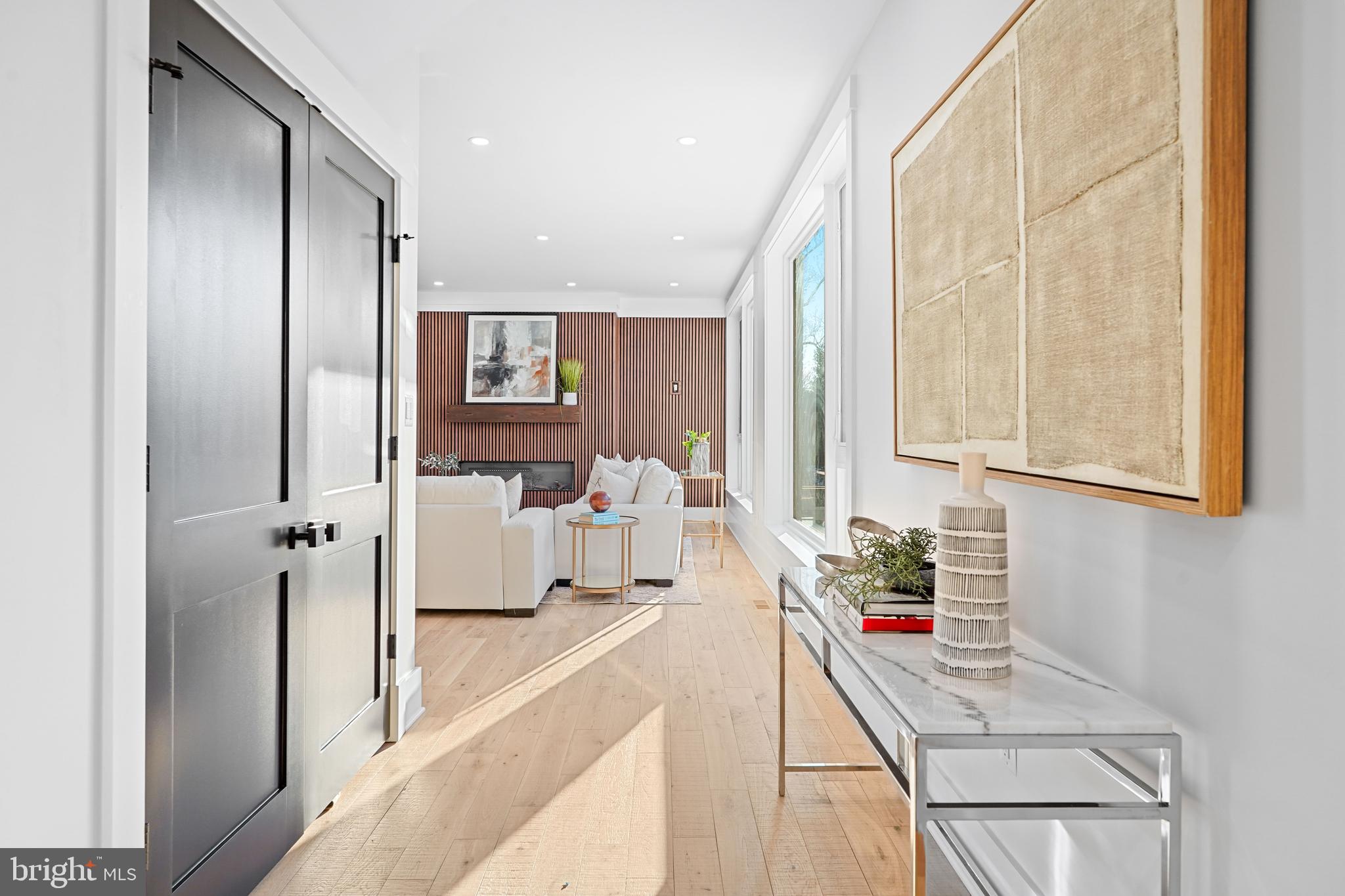 MANOR PARK - Residential