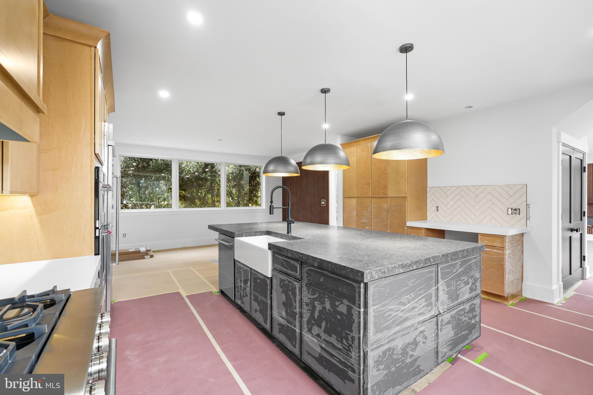 MANOR PARK - Residential