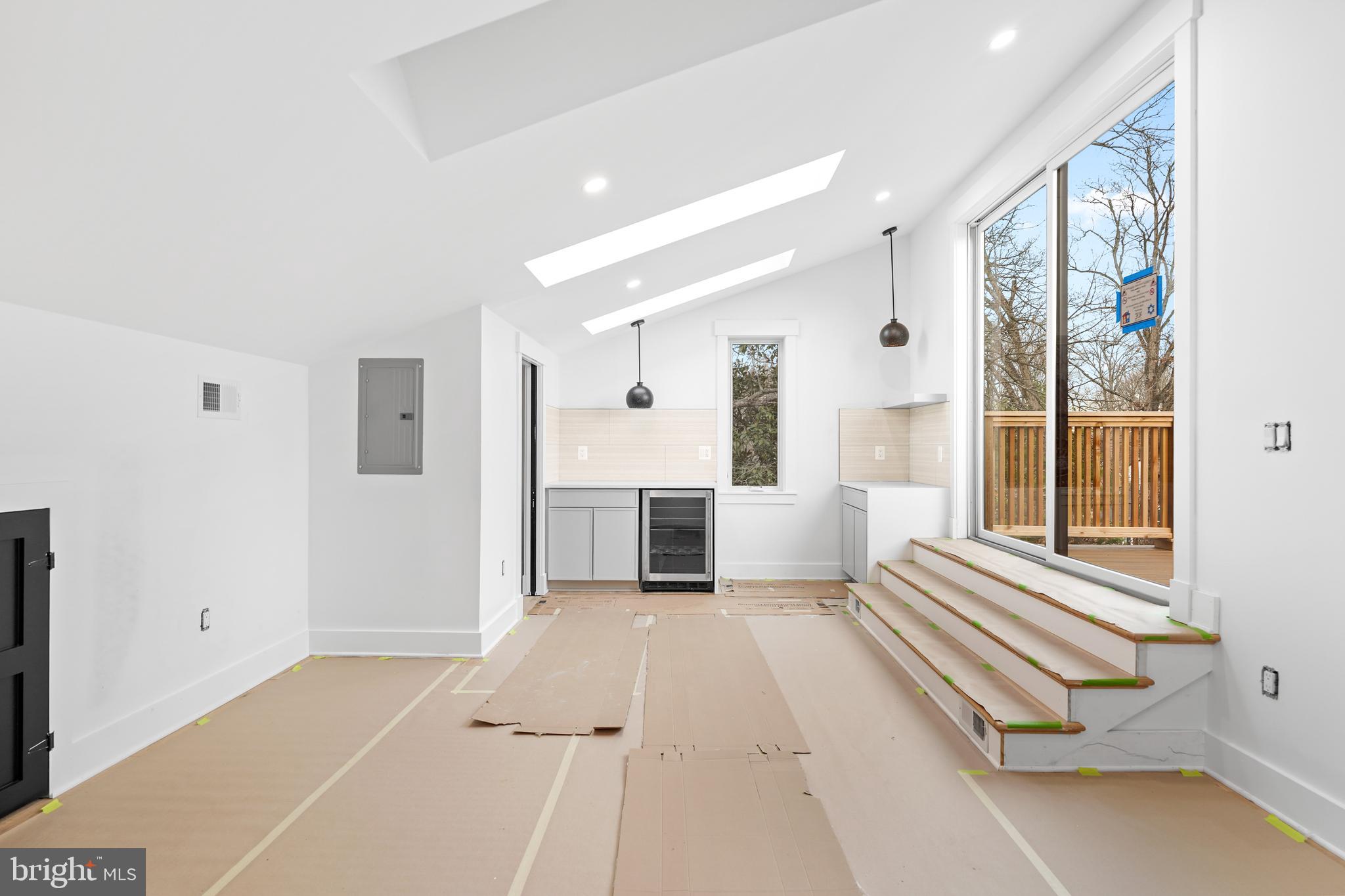 MANOR PARK - Residential