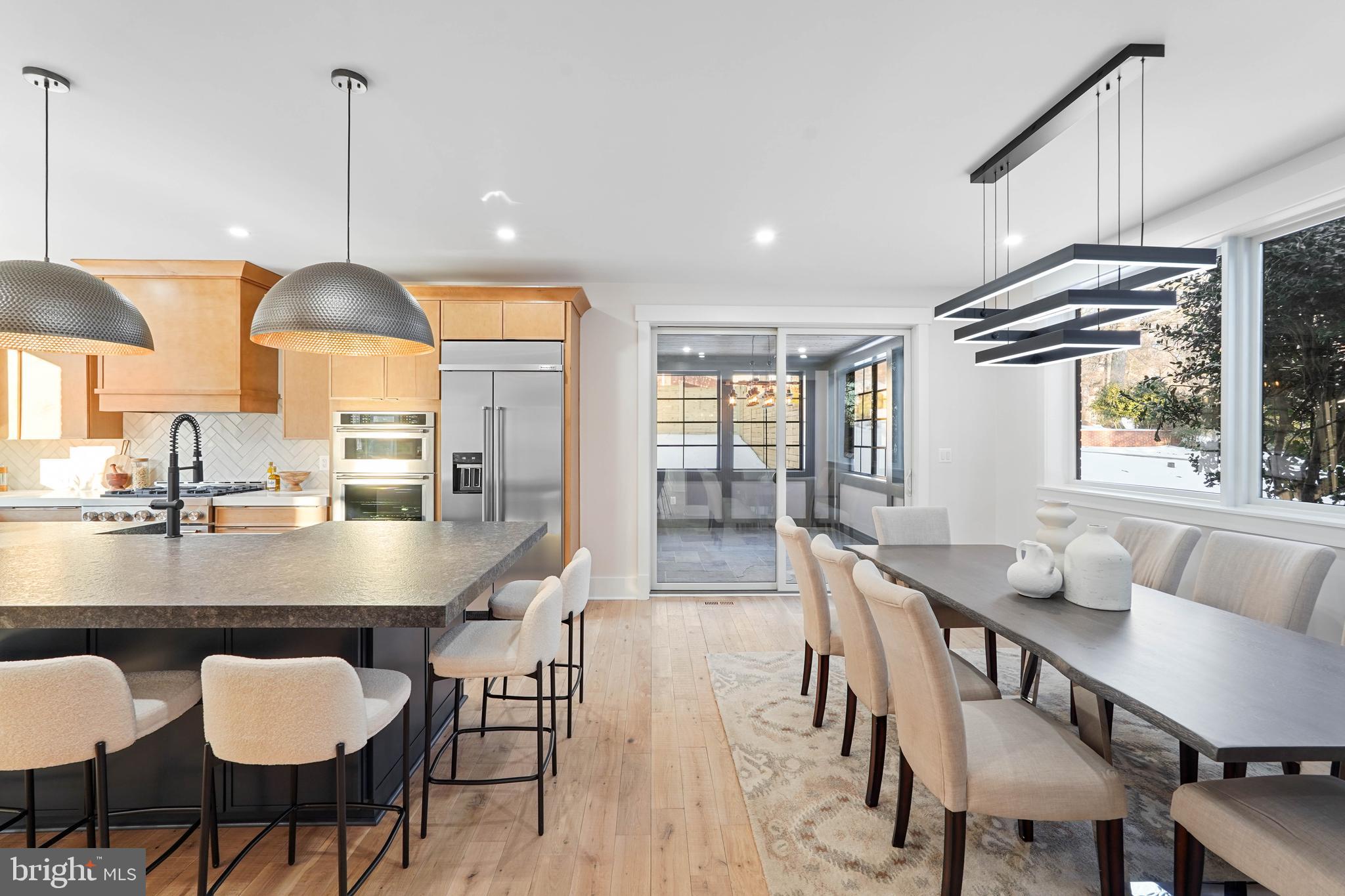 MANOR PARK - Residential