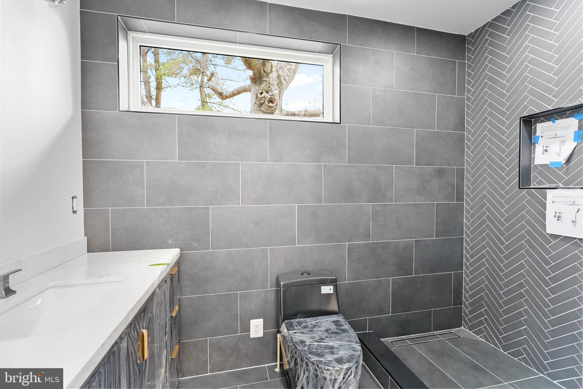 MANOR PARK - Residential