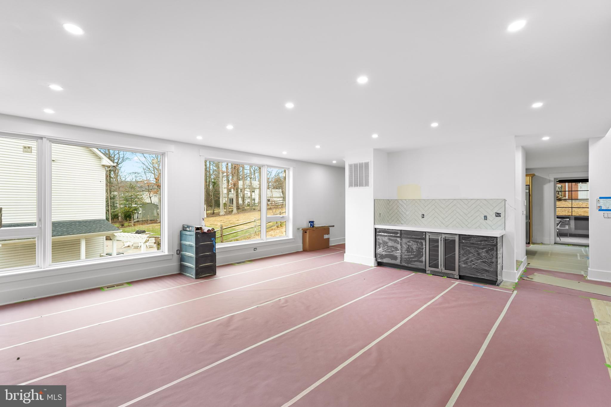 MANOR PARK - Residential