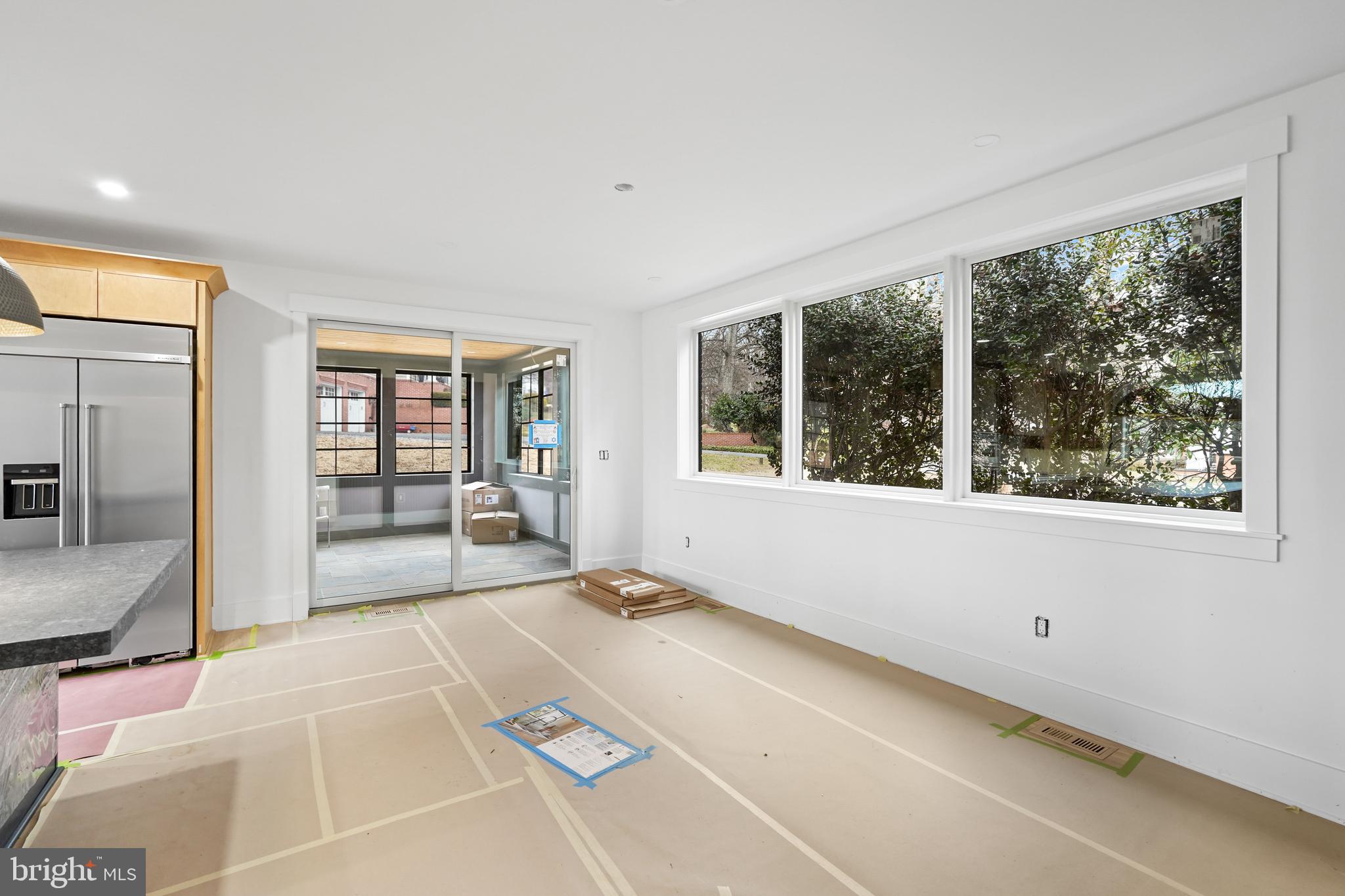 MANOR PARK - Residential