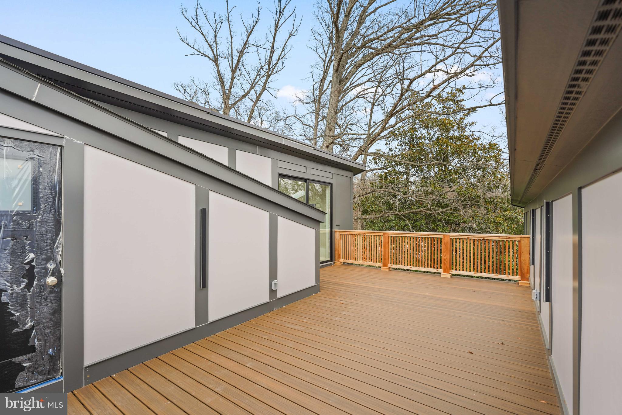 MANOR PARK - Residential