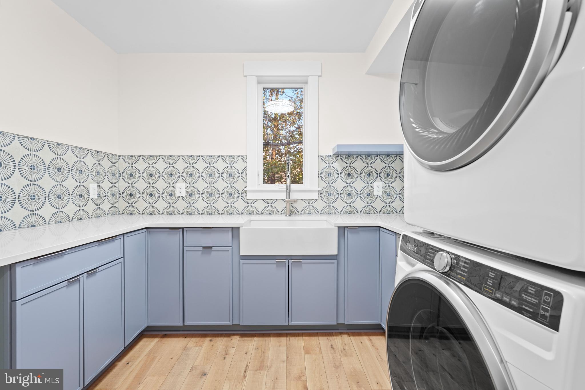 MANOR PARK - Residential