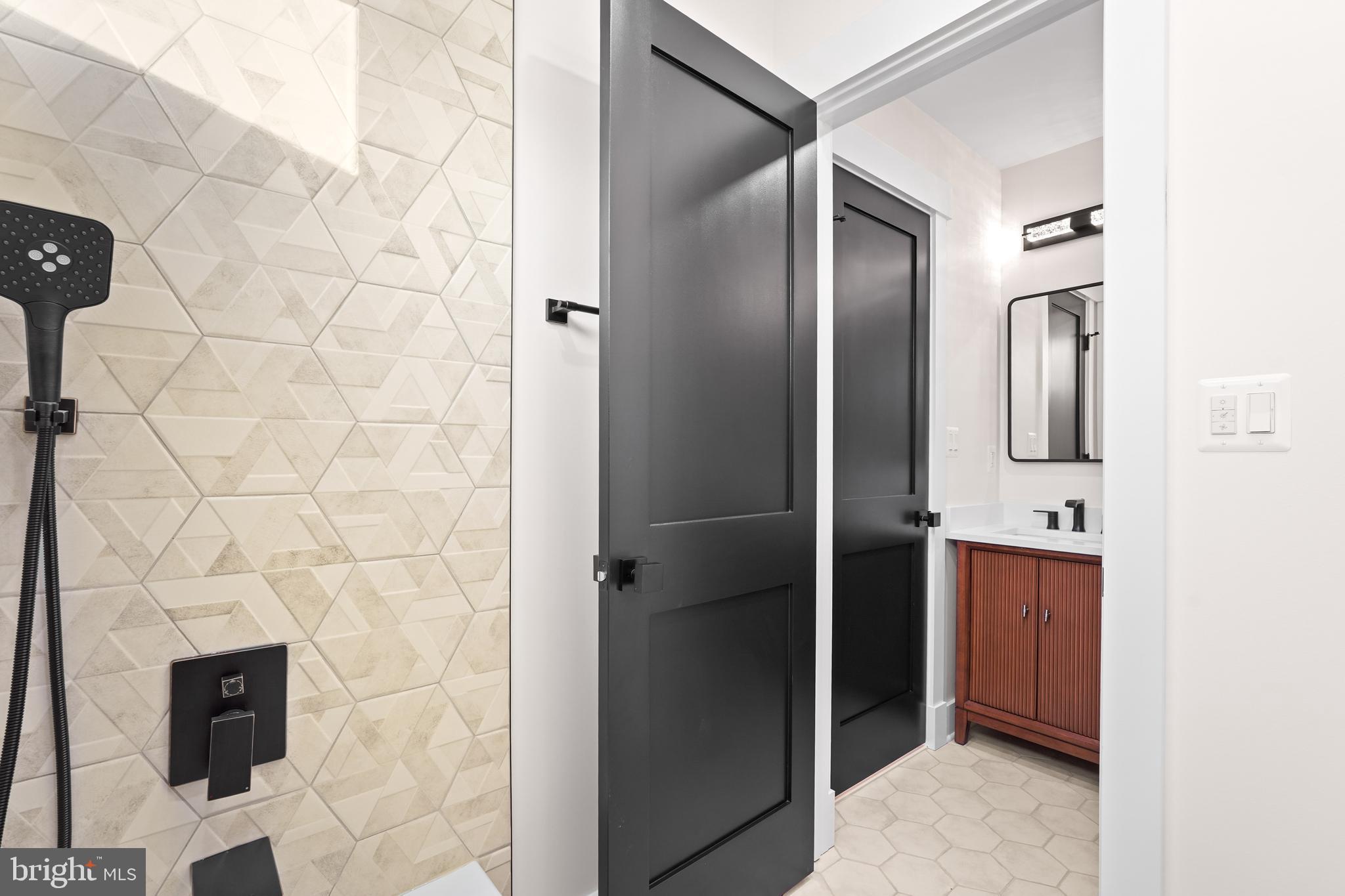 MANOR PARK - Residential