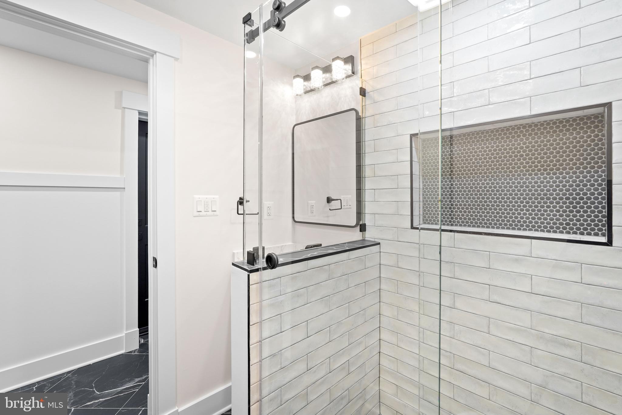 MANOR PARK - Residential