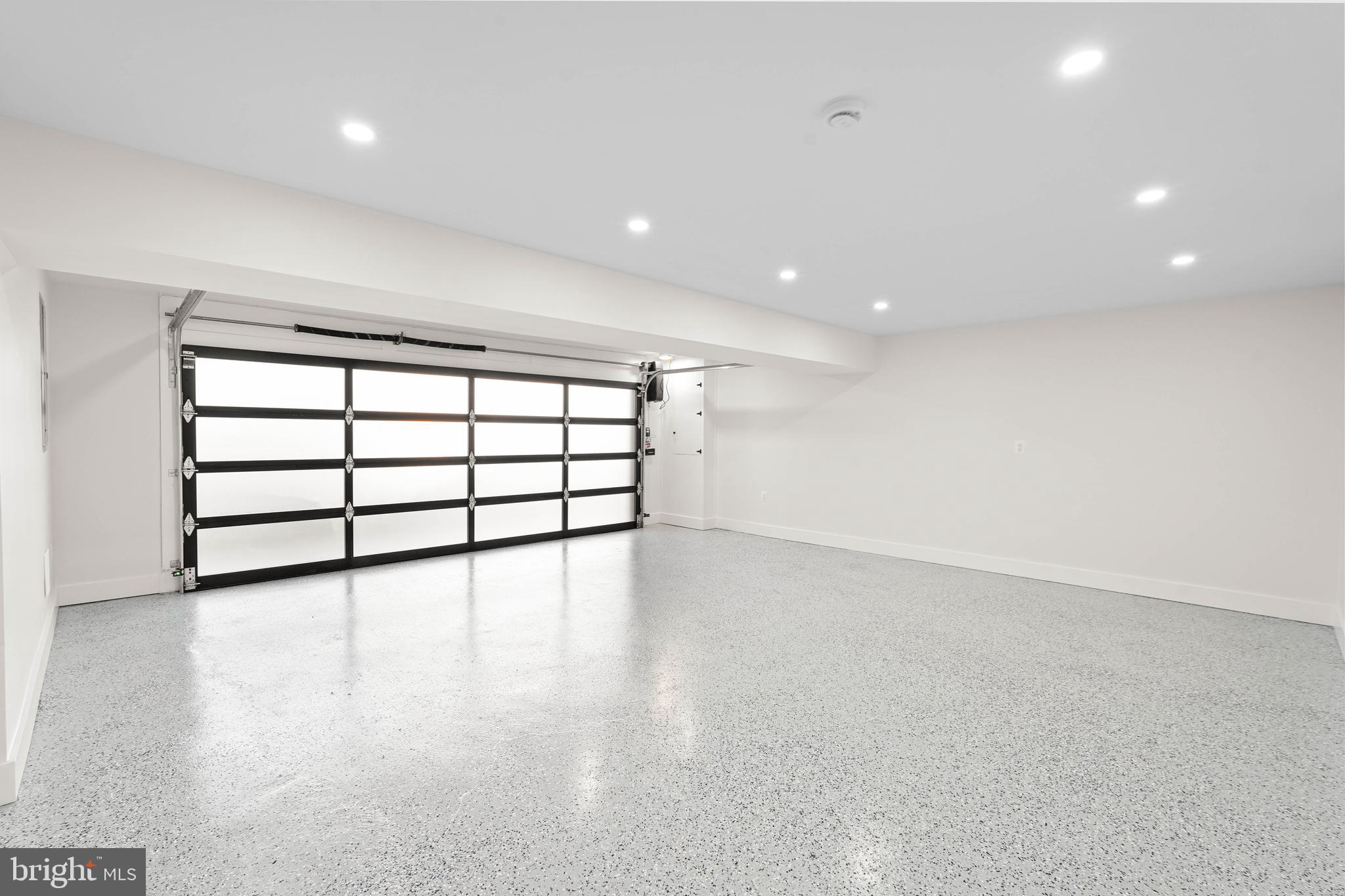 MANOR PARK - Residential