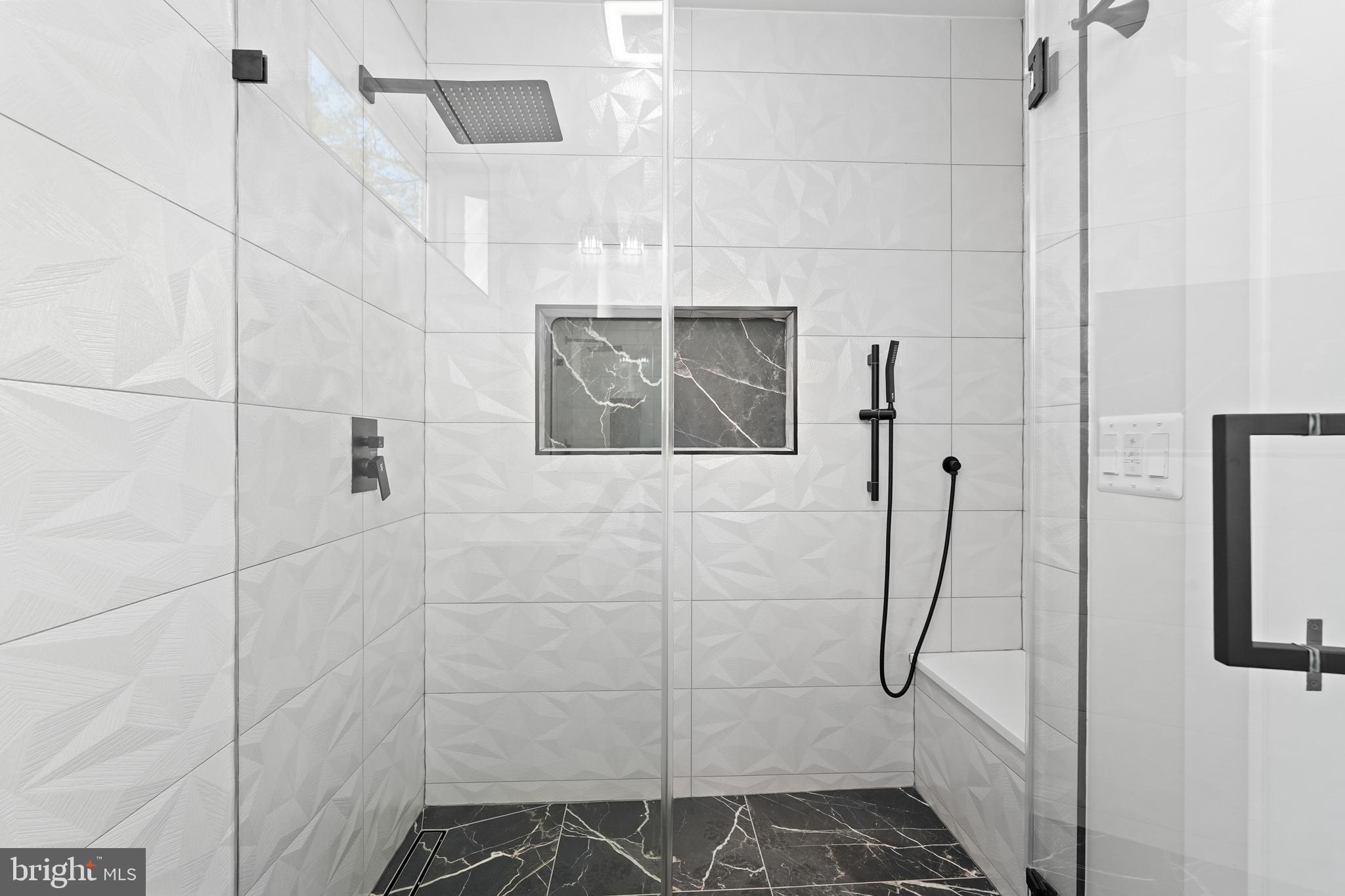 MANOR PARK - Residential