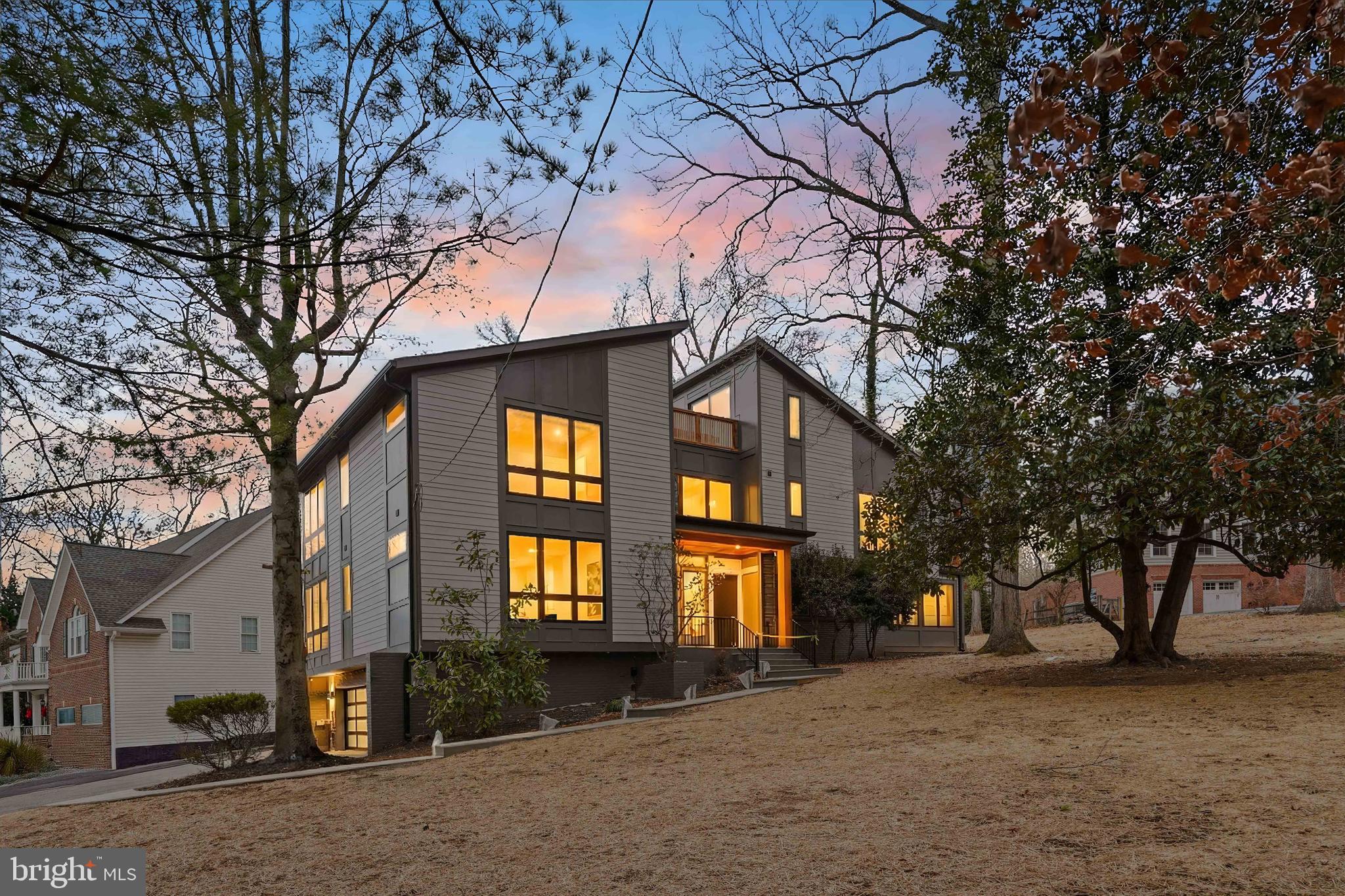 MANOR PARK - Residential