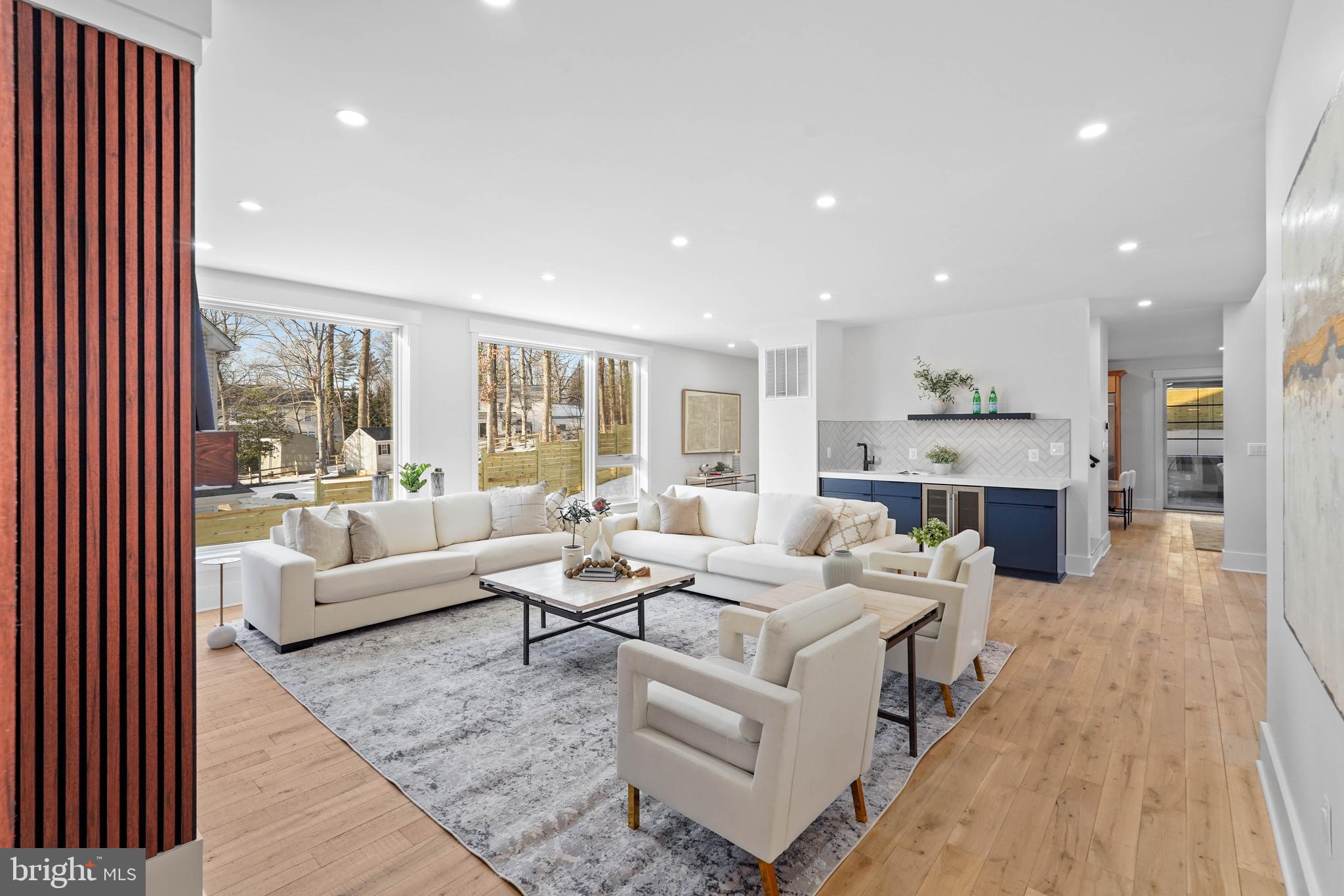 MANOR PARK - Residential