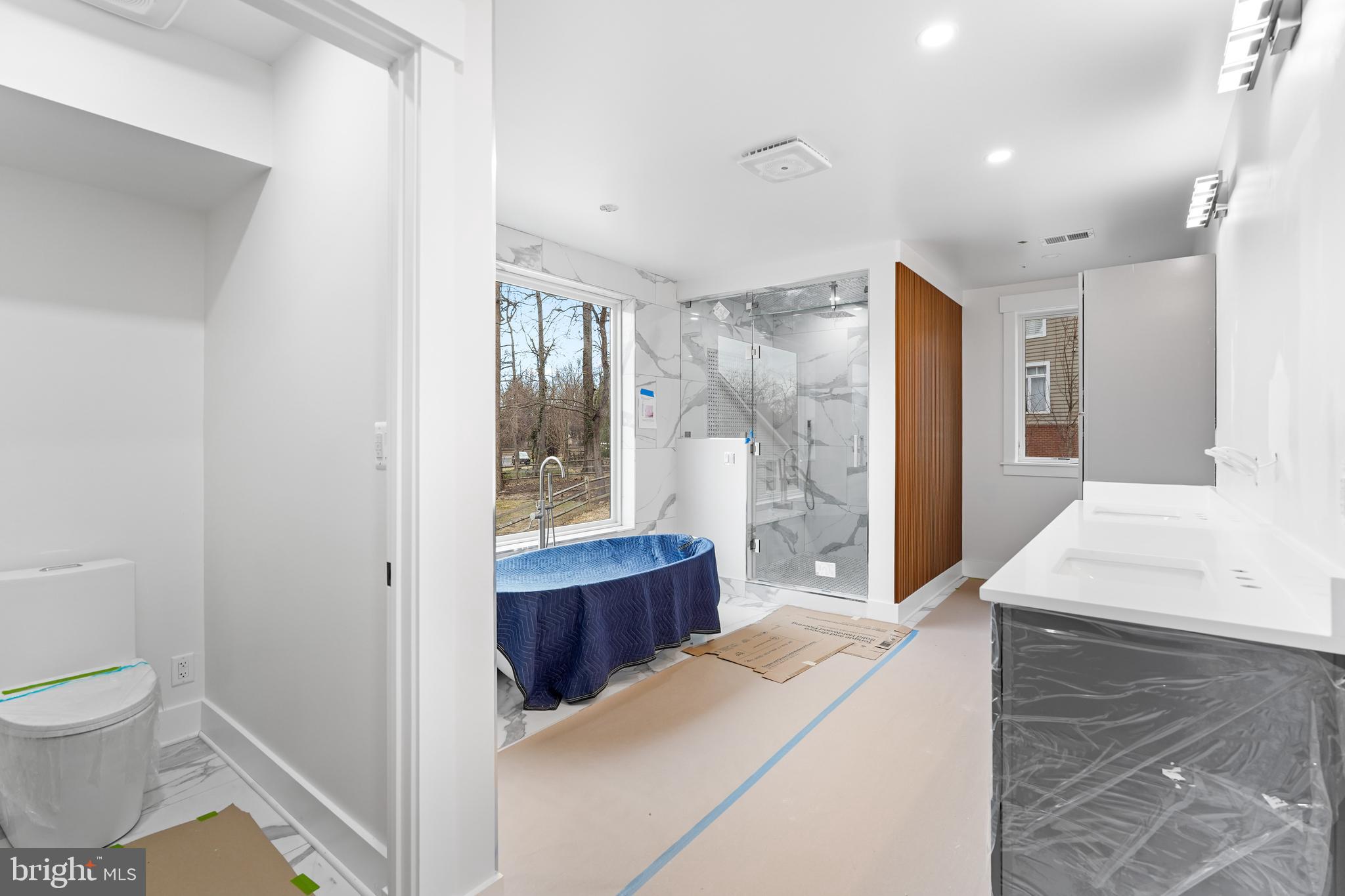 MANOR PARK - Residential