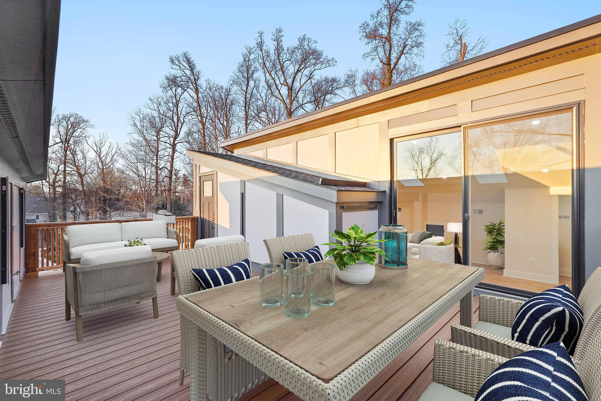 MANOR PARK - Residential