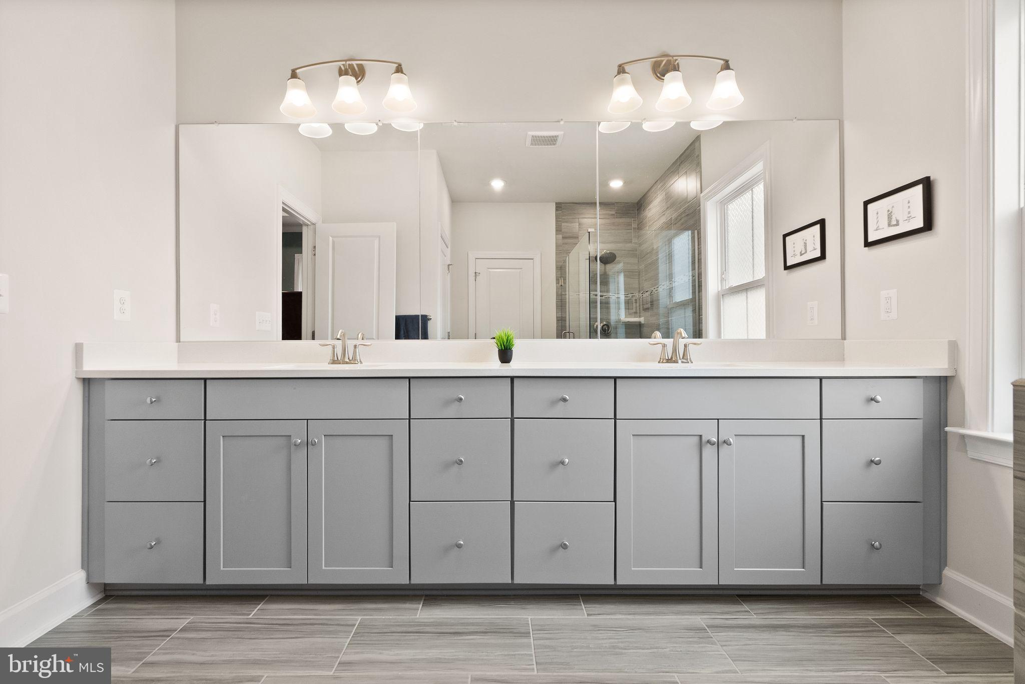 GILES OVERLOOK - Residential