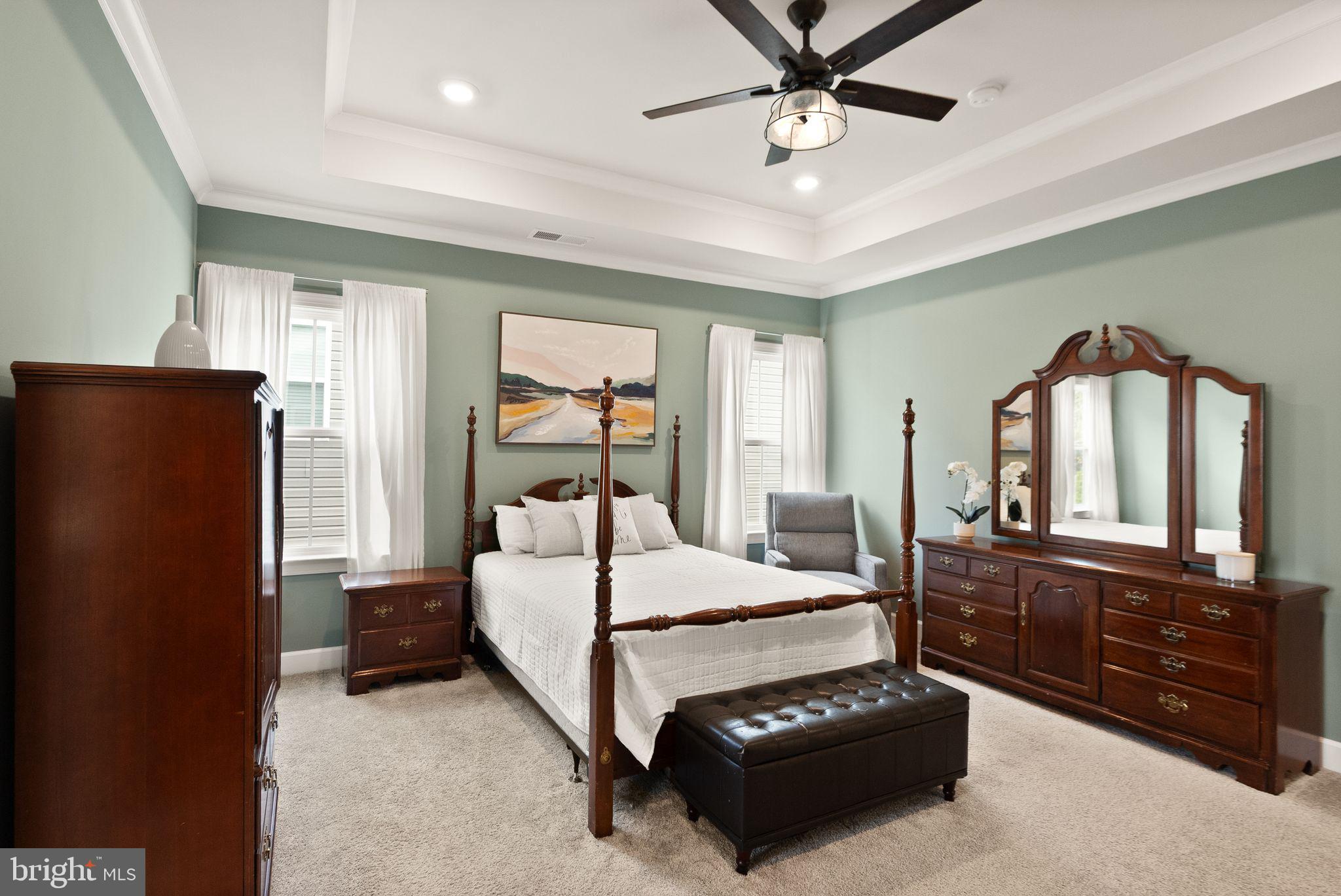 GILES OVERLOOK - Residential