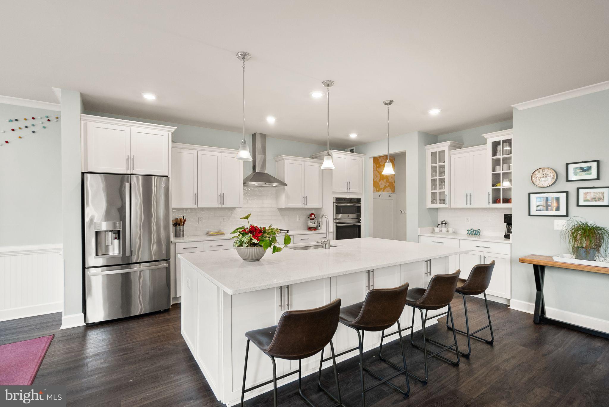 GILES OVERLOOK - Residential