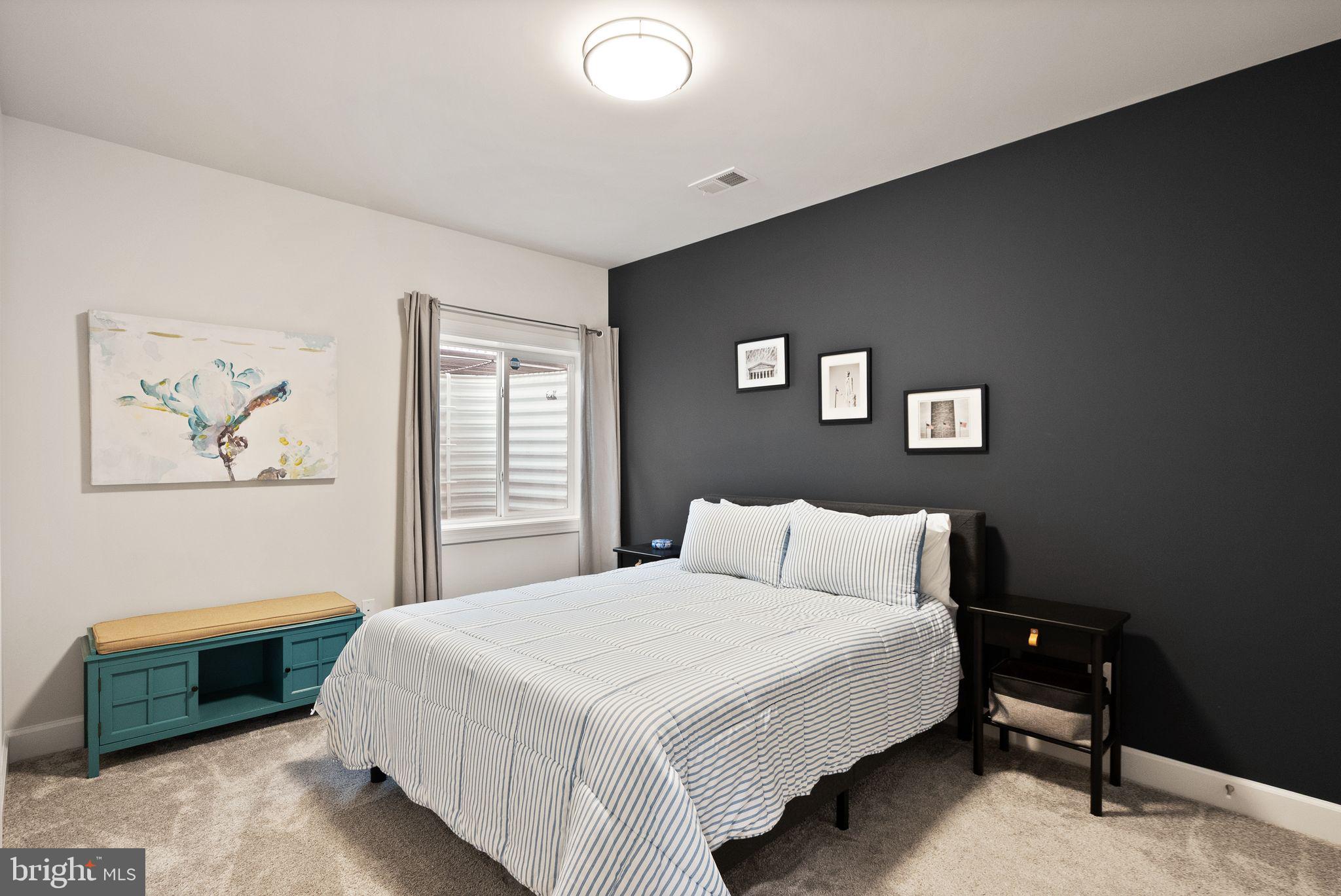 GILES OVERLOOK - Residential