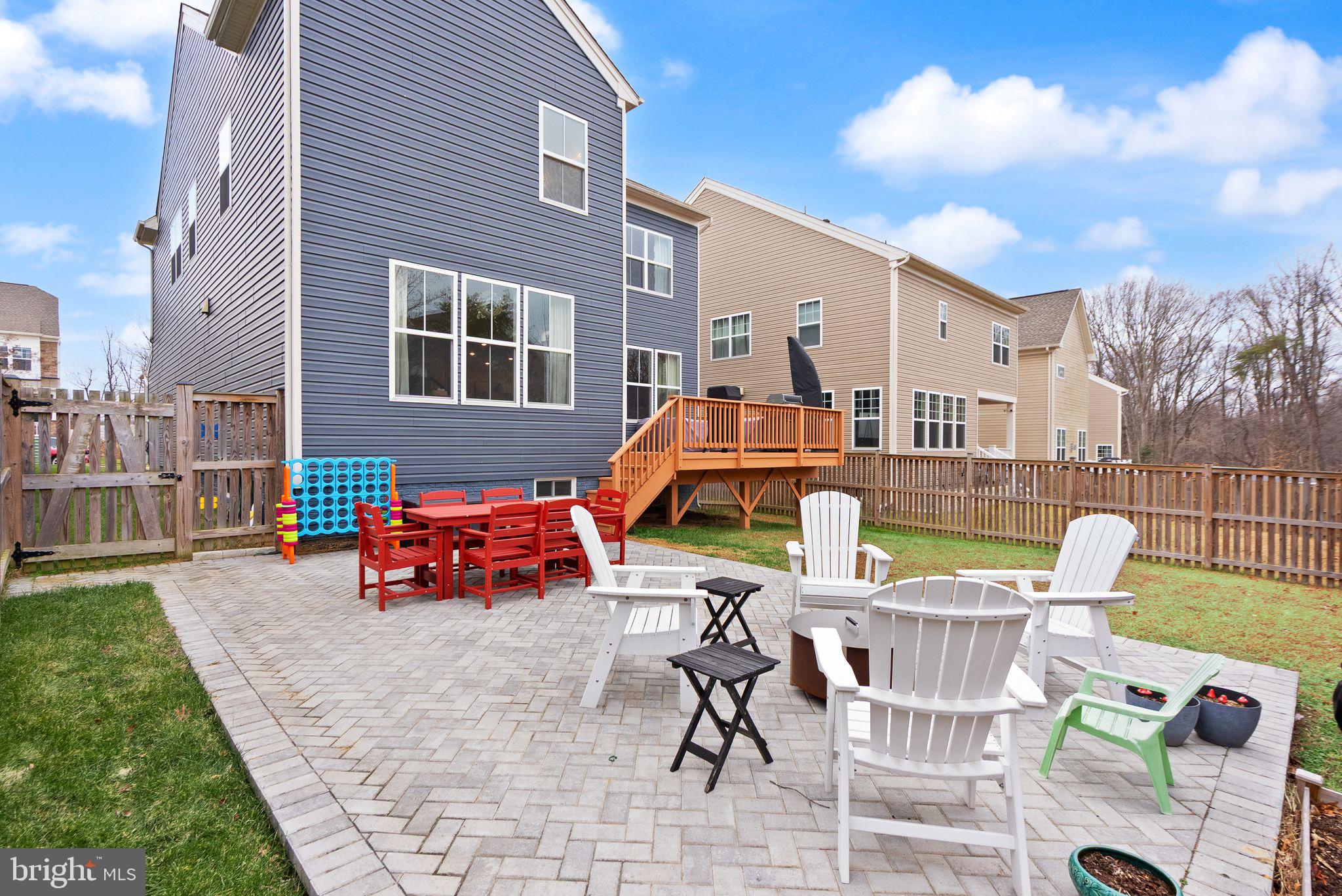 GILES OVERLOOK - Residential