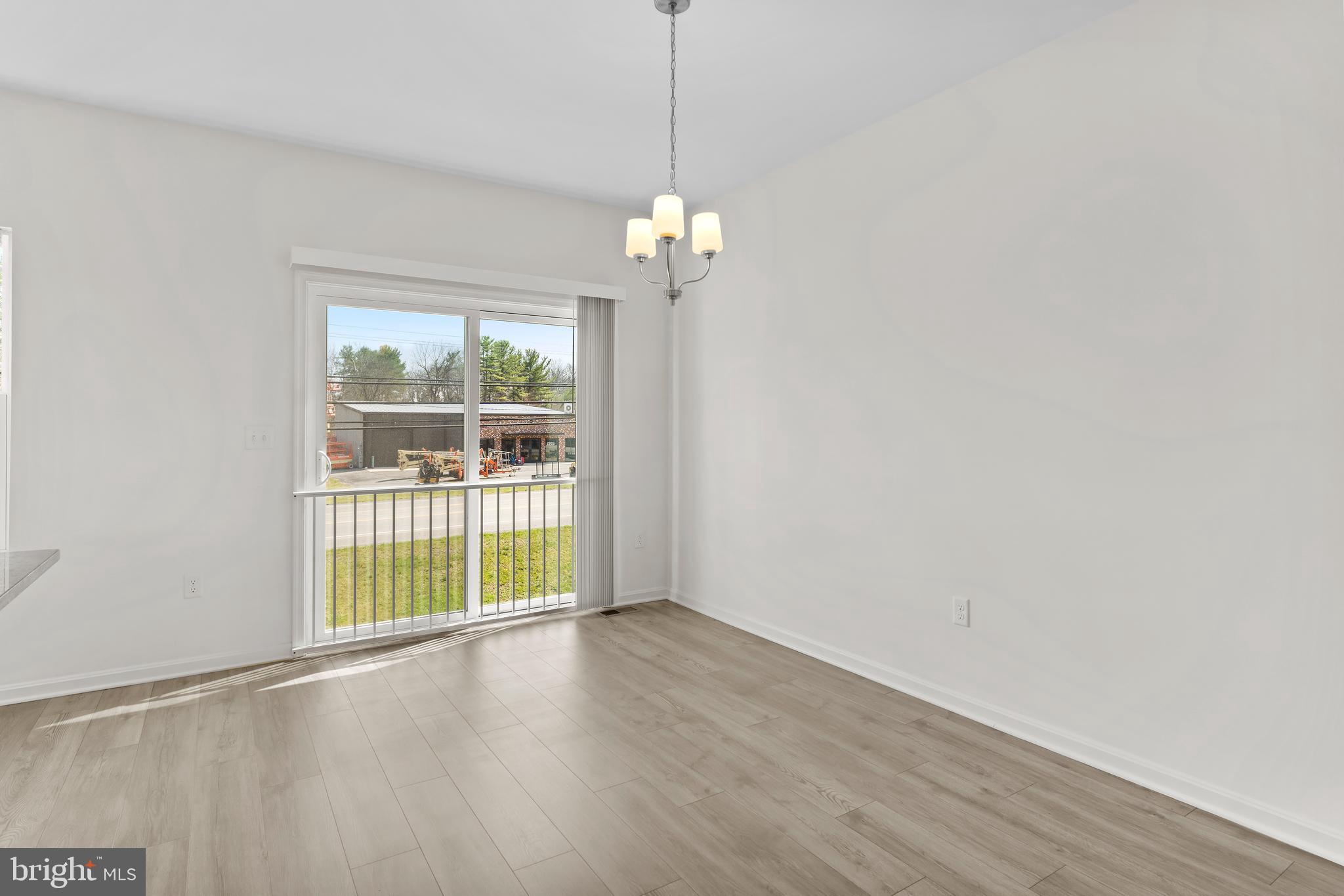 SUNSET TOWNHOMES - Residential