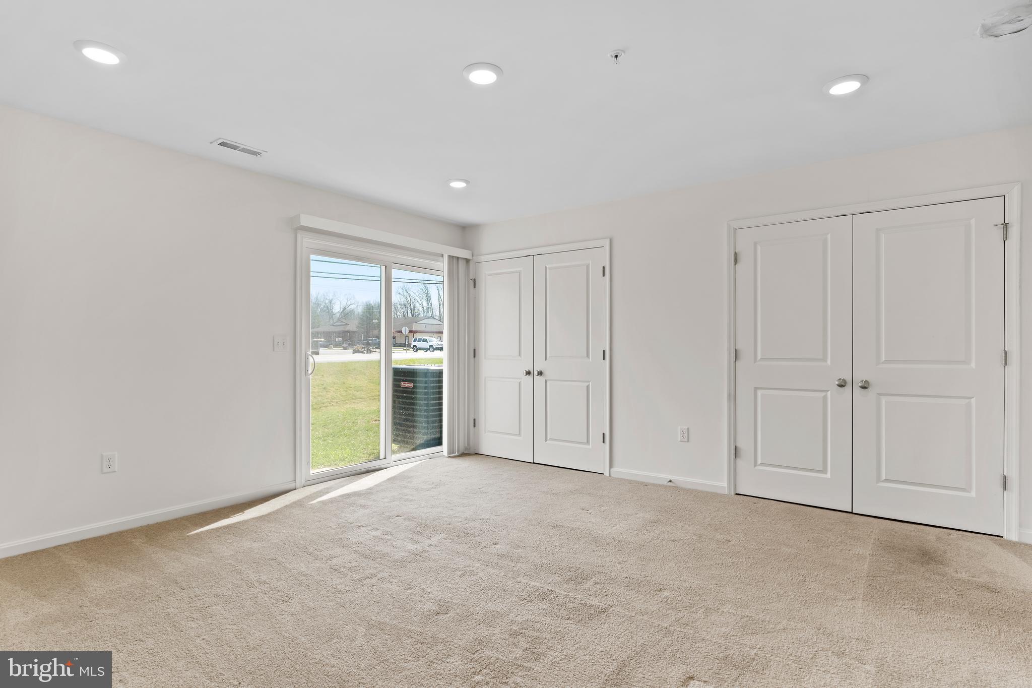 SUNSET TOWNHOMES - Residential