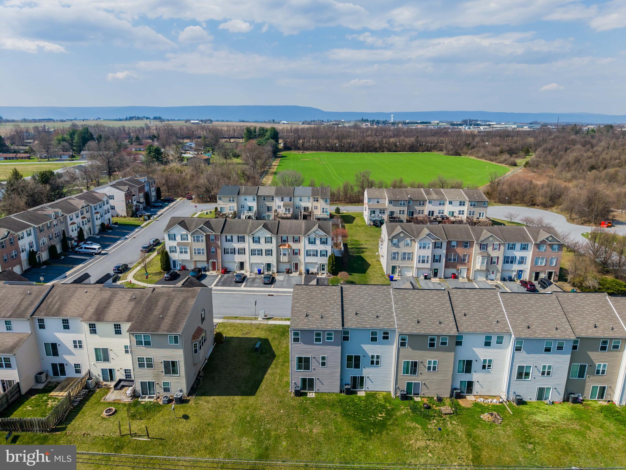 SUNSET TOWNHOMES - Residential