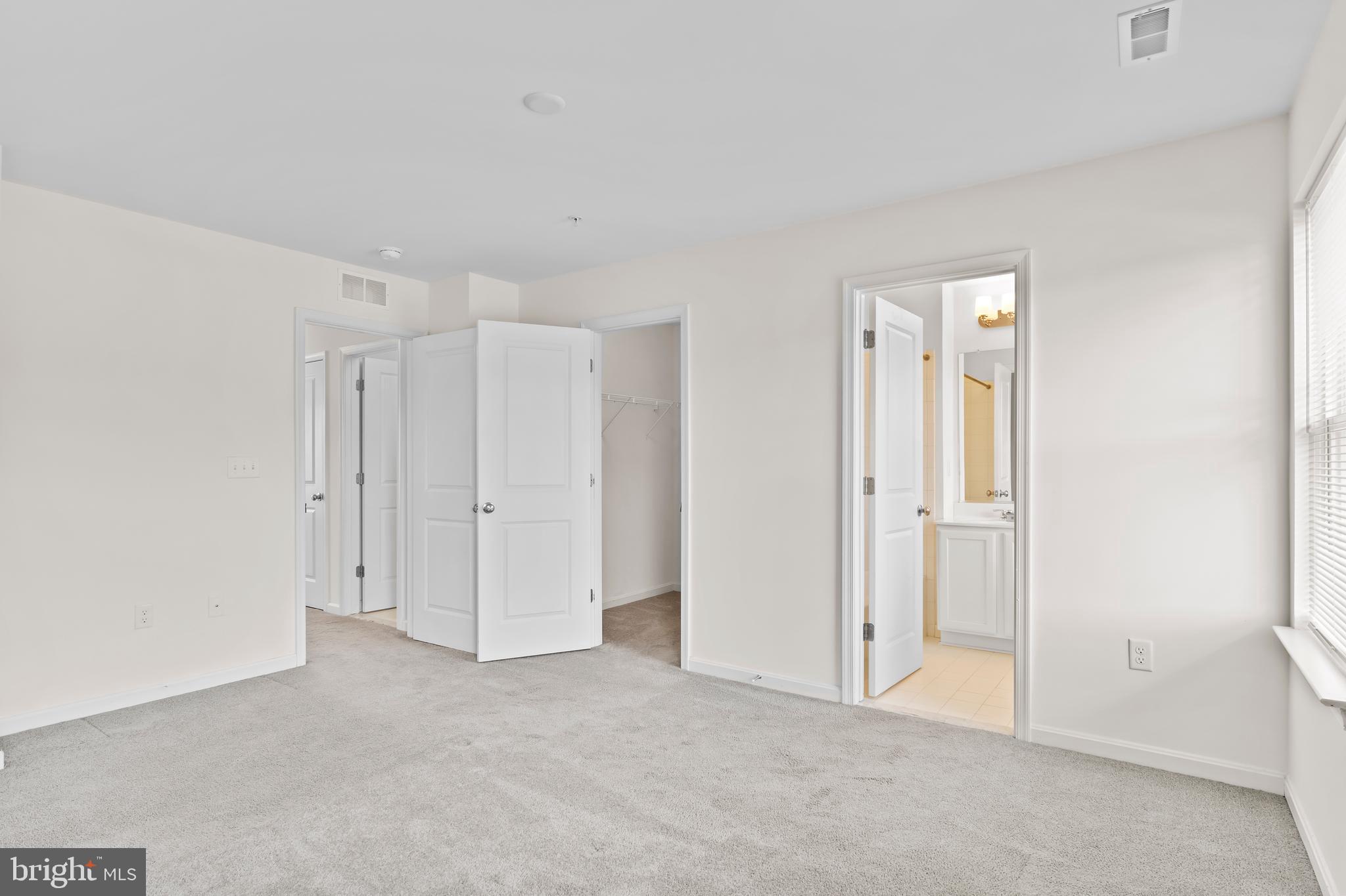 SUNSET TOWNHOMES - Residential