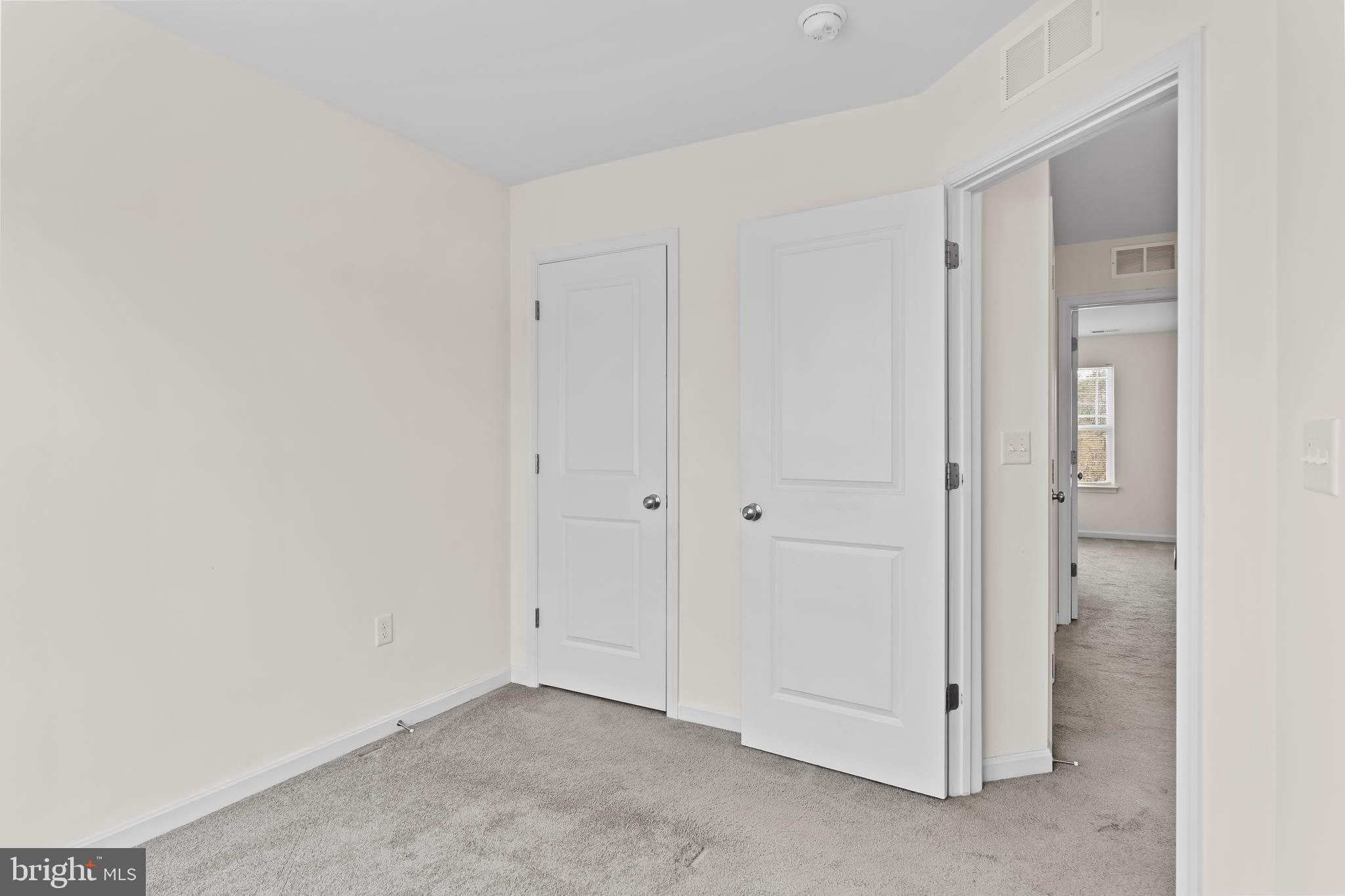 SUNSET TOWNHOMES - Residential