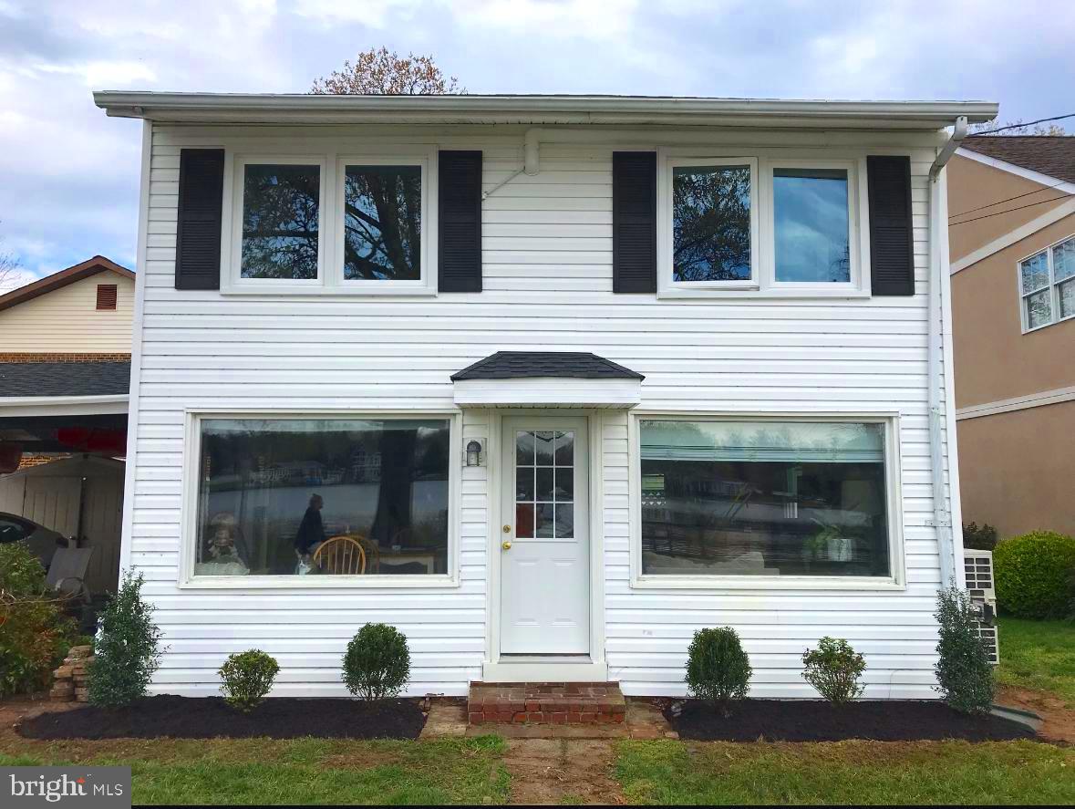 WOODLAND BEACH - Residential