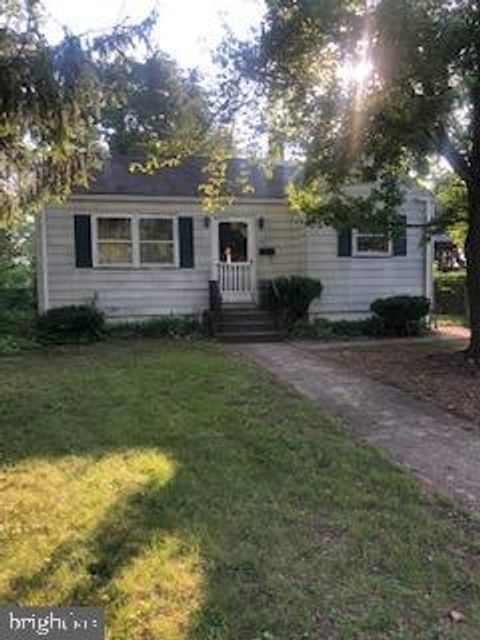 Homes For Sale - 507 Lee Avenue<br/> BEVERLY, NJ 08010