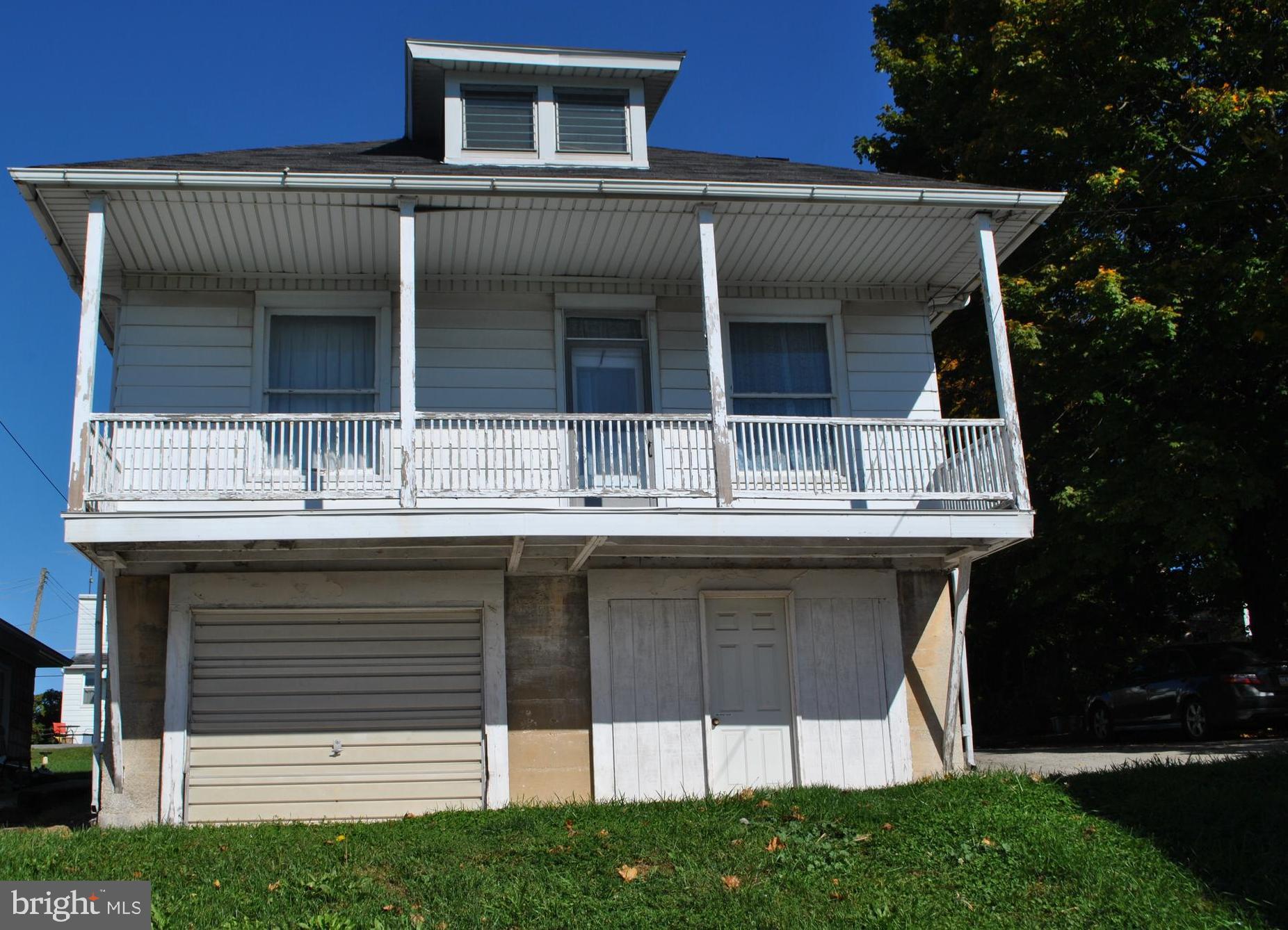 RED LION - Residential