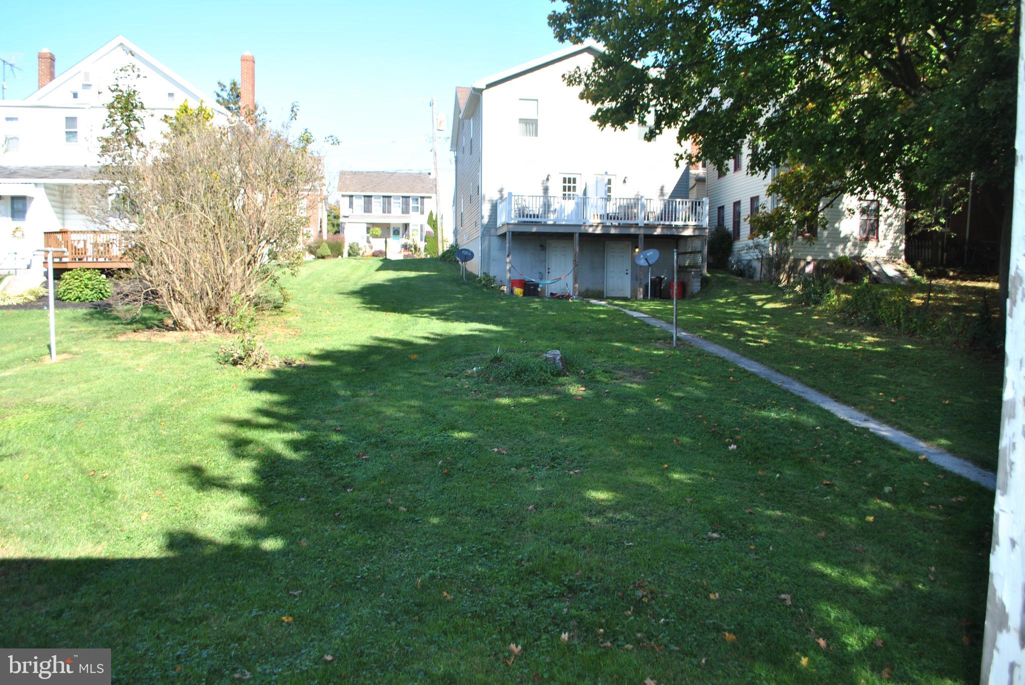 RED LION - Residential