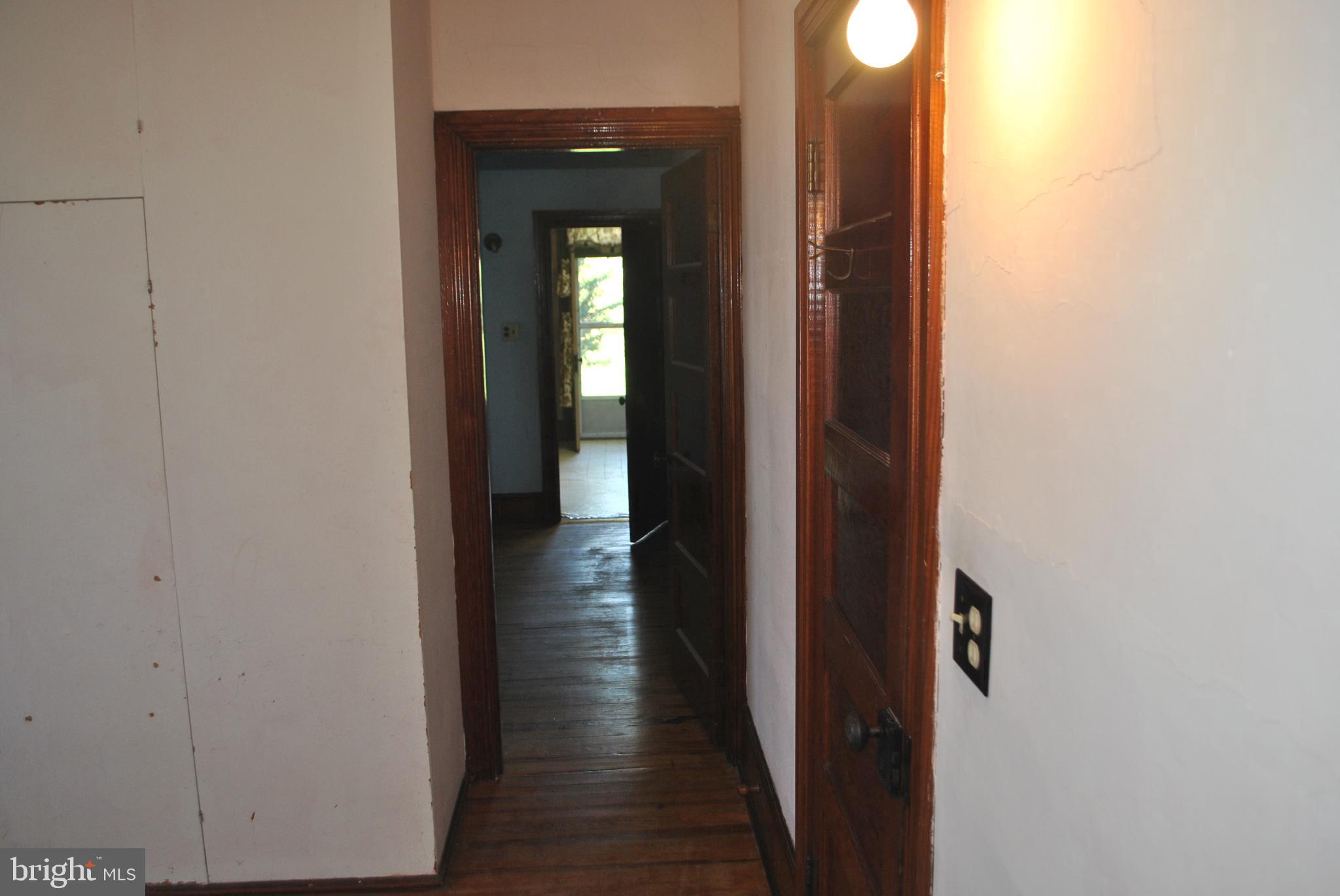 RED LION - Residential
