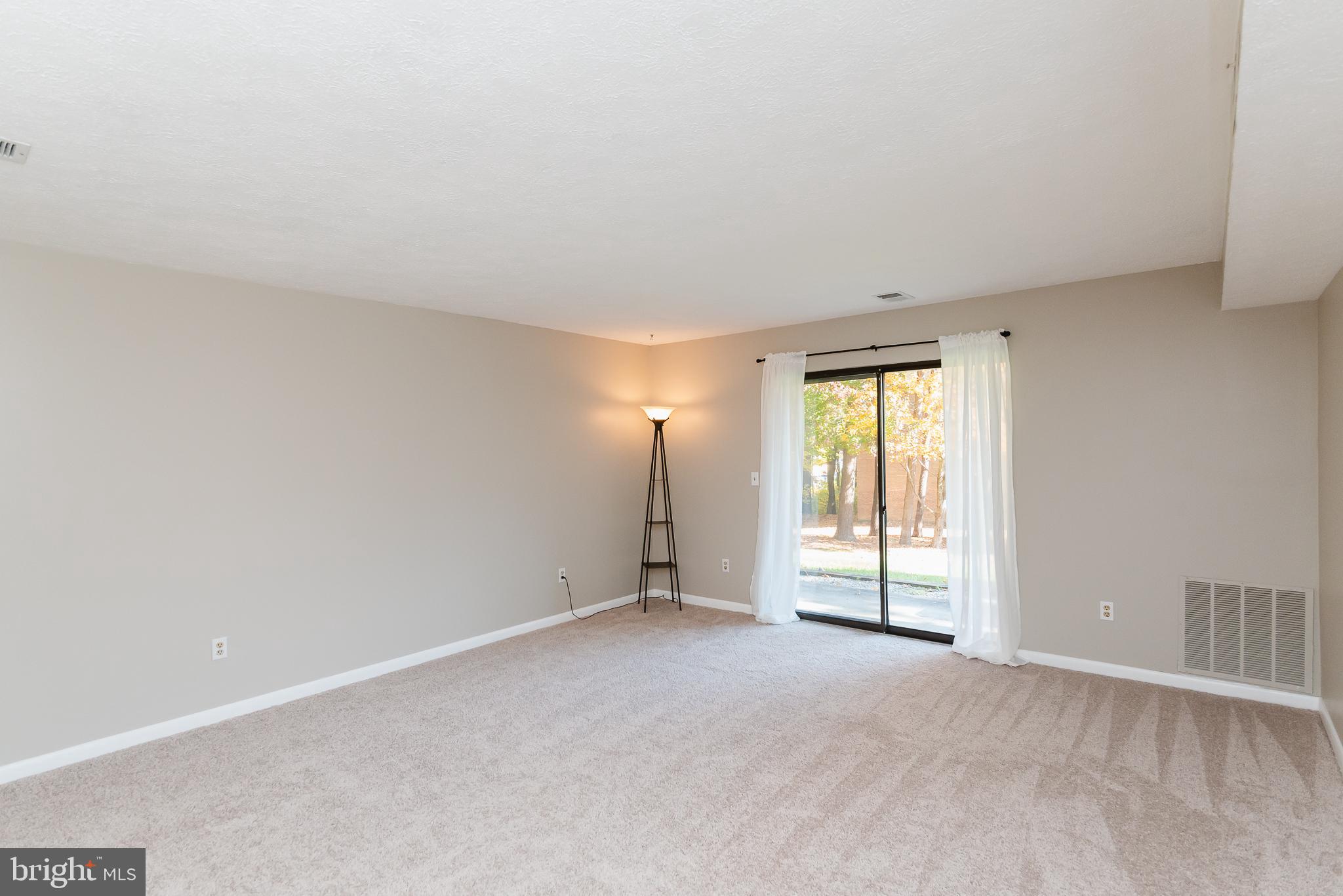 MAGNOLIA WOODS CONDOMINIUMS - Residential