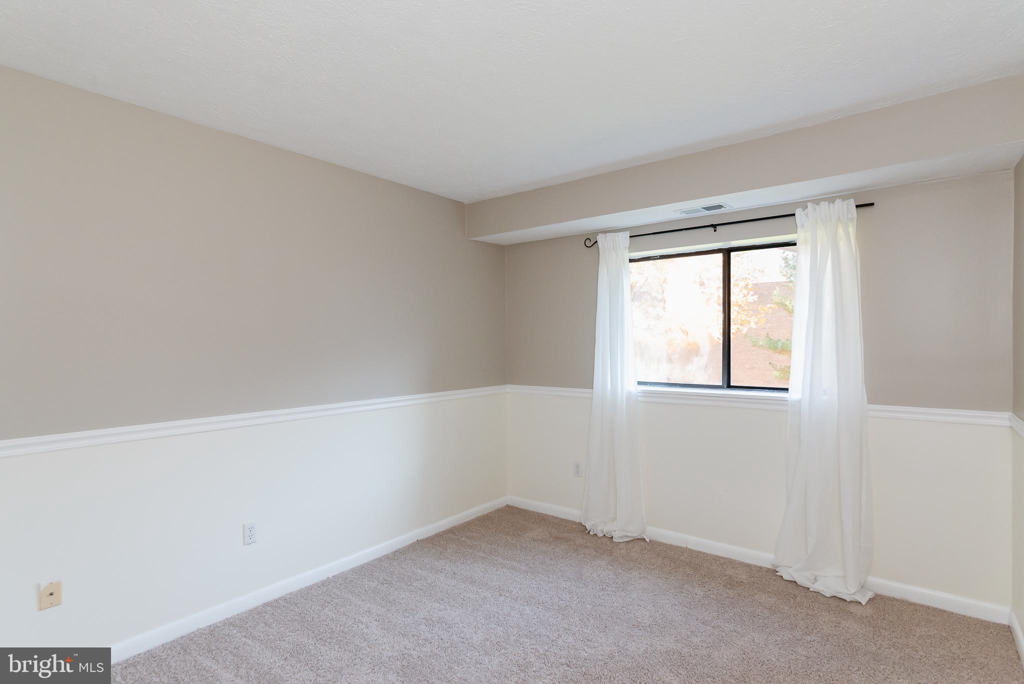 MAGNOLIA WOODS CONDOMINIUMS - Residential