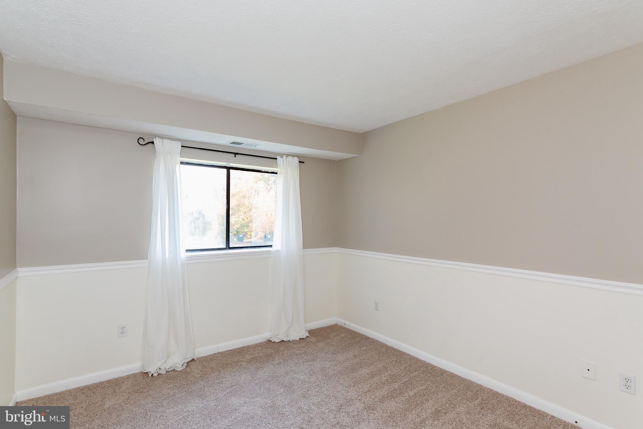 MAGNOLIA WOODS CONDOMINIUMS - Residential