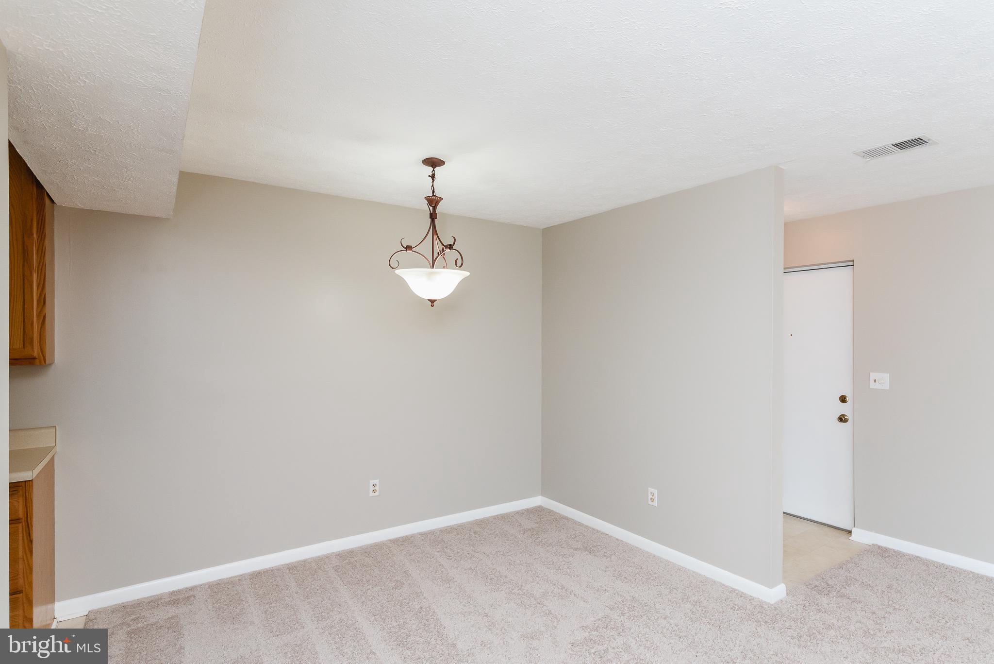 MAGNOLIA WOODS CONDOMINIUMS - Residential